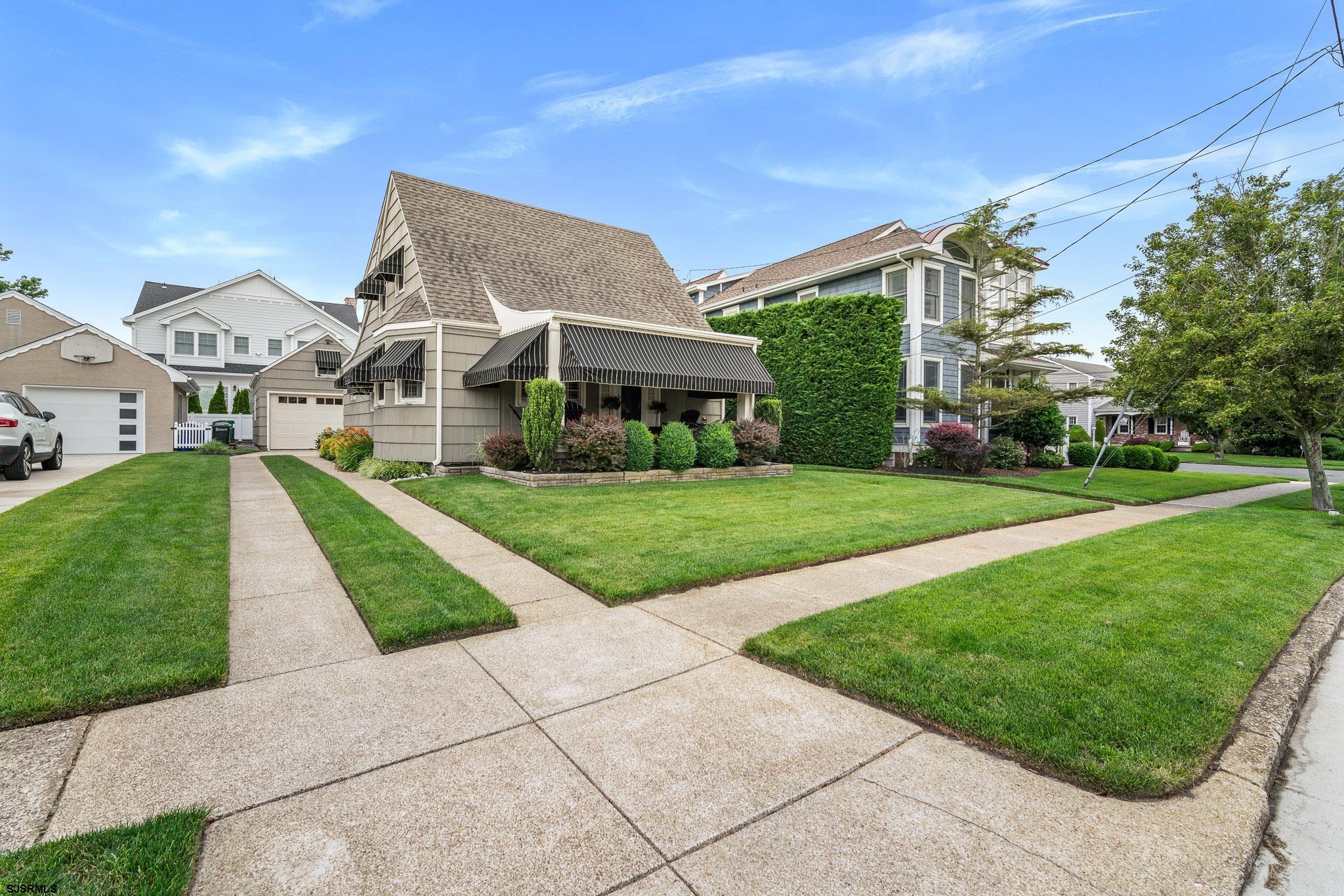 522 Waverly Blvd