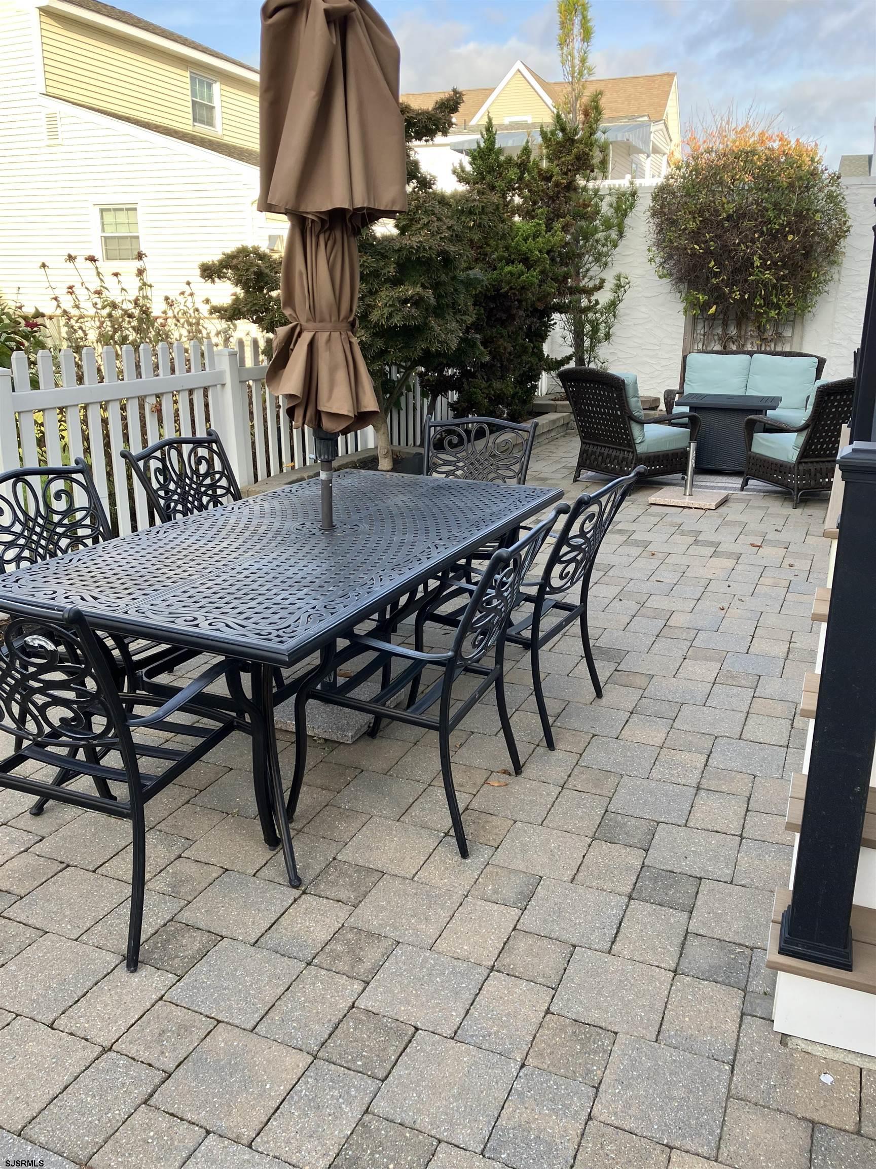 Margate, New Jersey 08402, United States, 3 Bedrooms Bedrooms, ,3 BathroomsBathrooms,Residential,Active,894