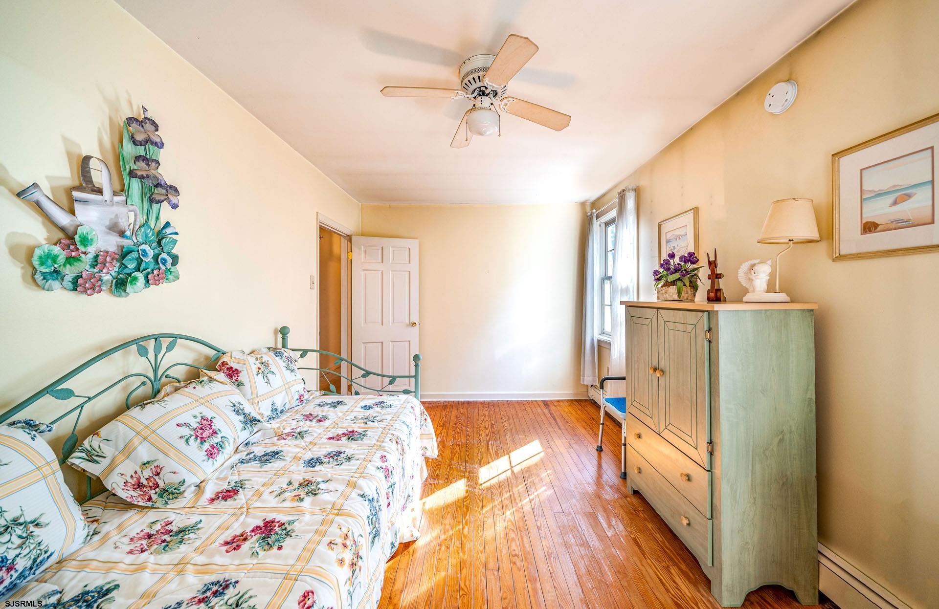 Dennis Township, New Jersey 08270, United States, 4 Bedrooms Bedrooms, ,3 BathroomsBathrooms,Residential,Active,147702