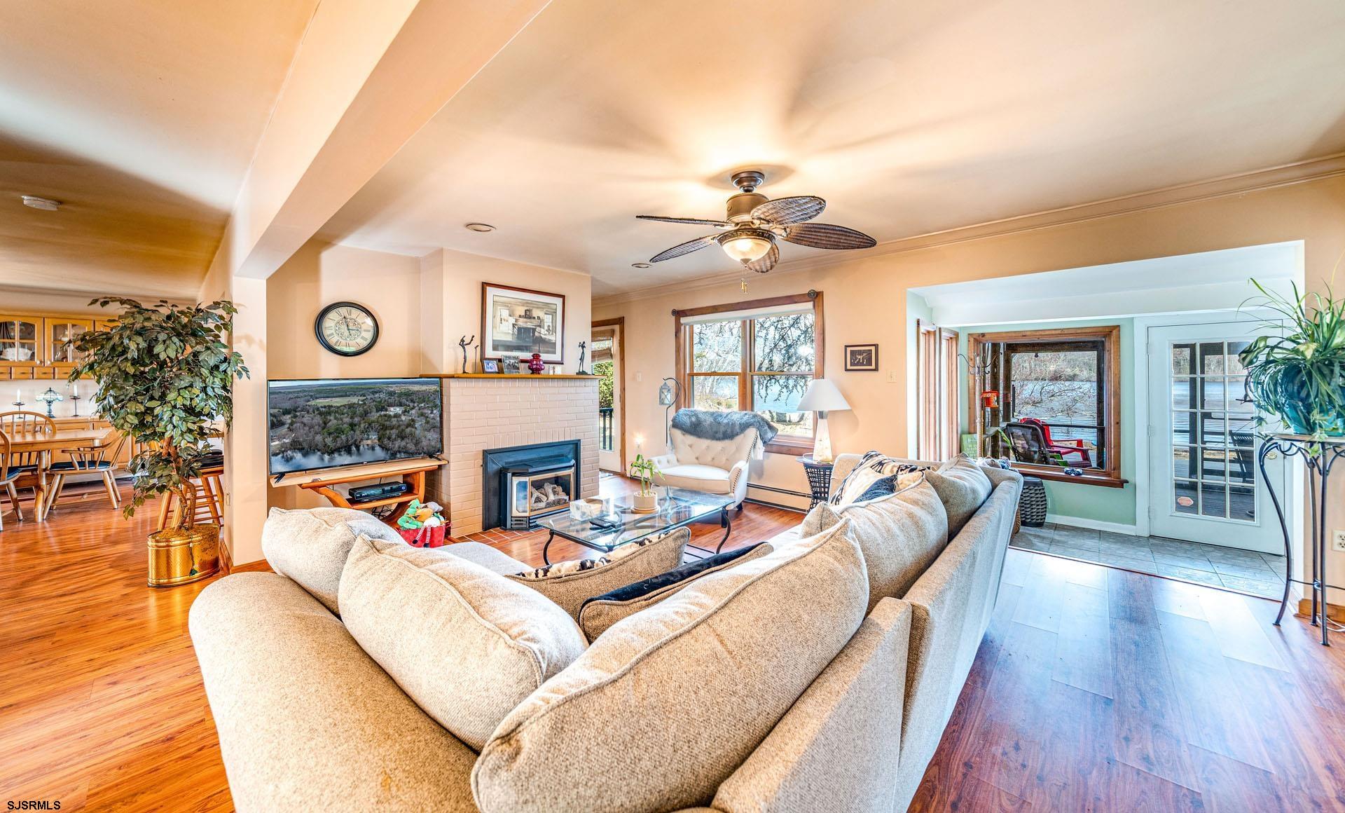 Dennis Township, New Jersey 08270, United States, 4 Bedrooms Bedrooms, ,3 BathroomsBathrooms,Residential,Active,147702