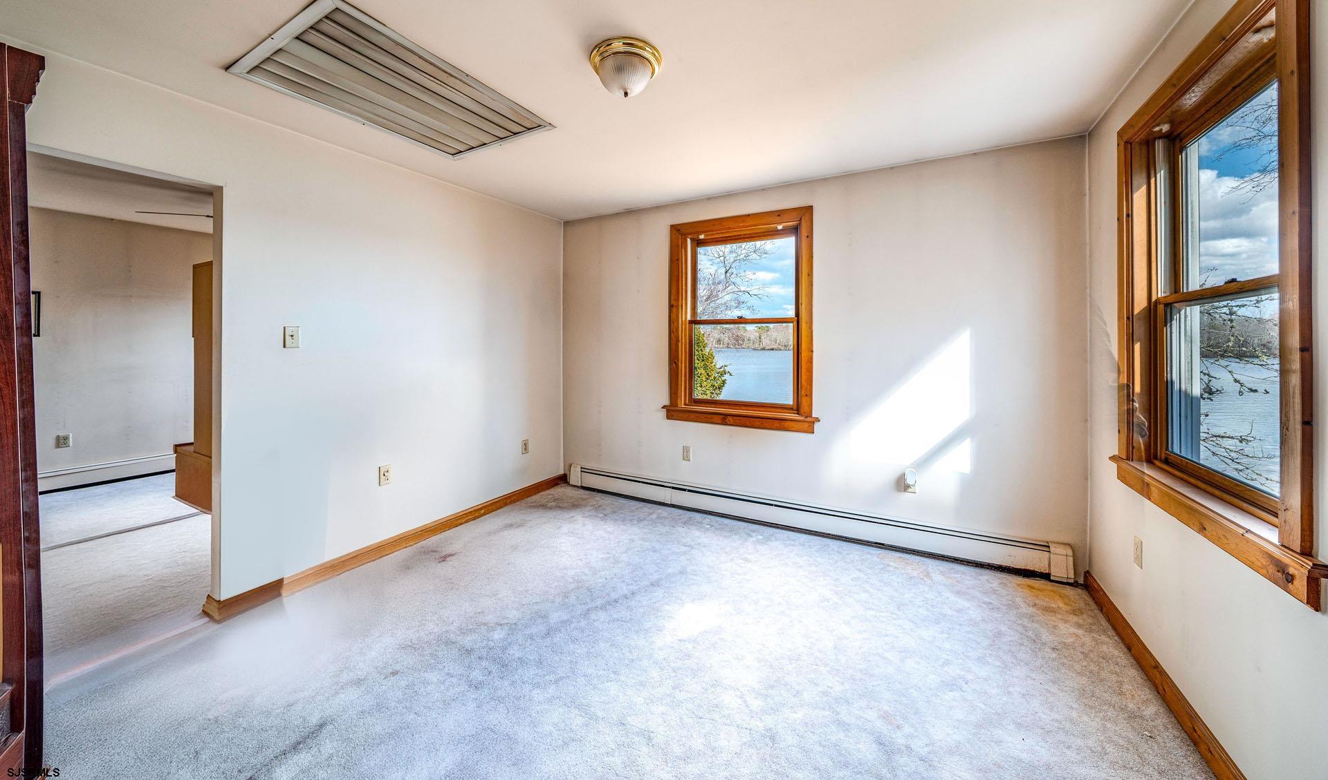 Dennis Township, New Jersey 08270, United States, 4 Bedrooms Bedrooms, ,3 BathroomsBathrooms,Residential,Active,147702