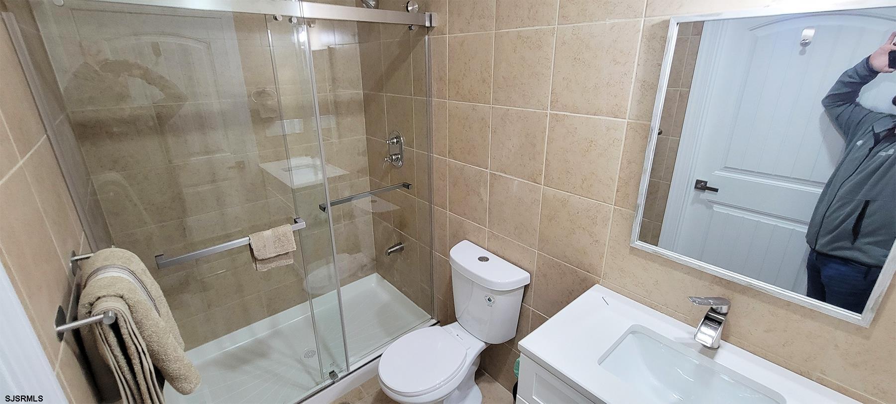 Absecon, New Jersey 08205, United States, 4 Bedrooms Bedrooms, ,4 BathroomsBathrooms,Residential,Active,89641