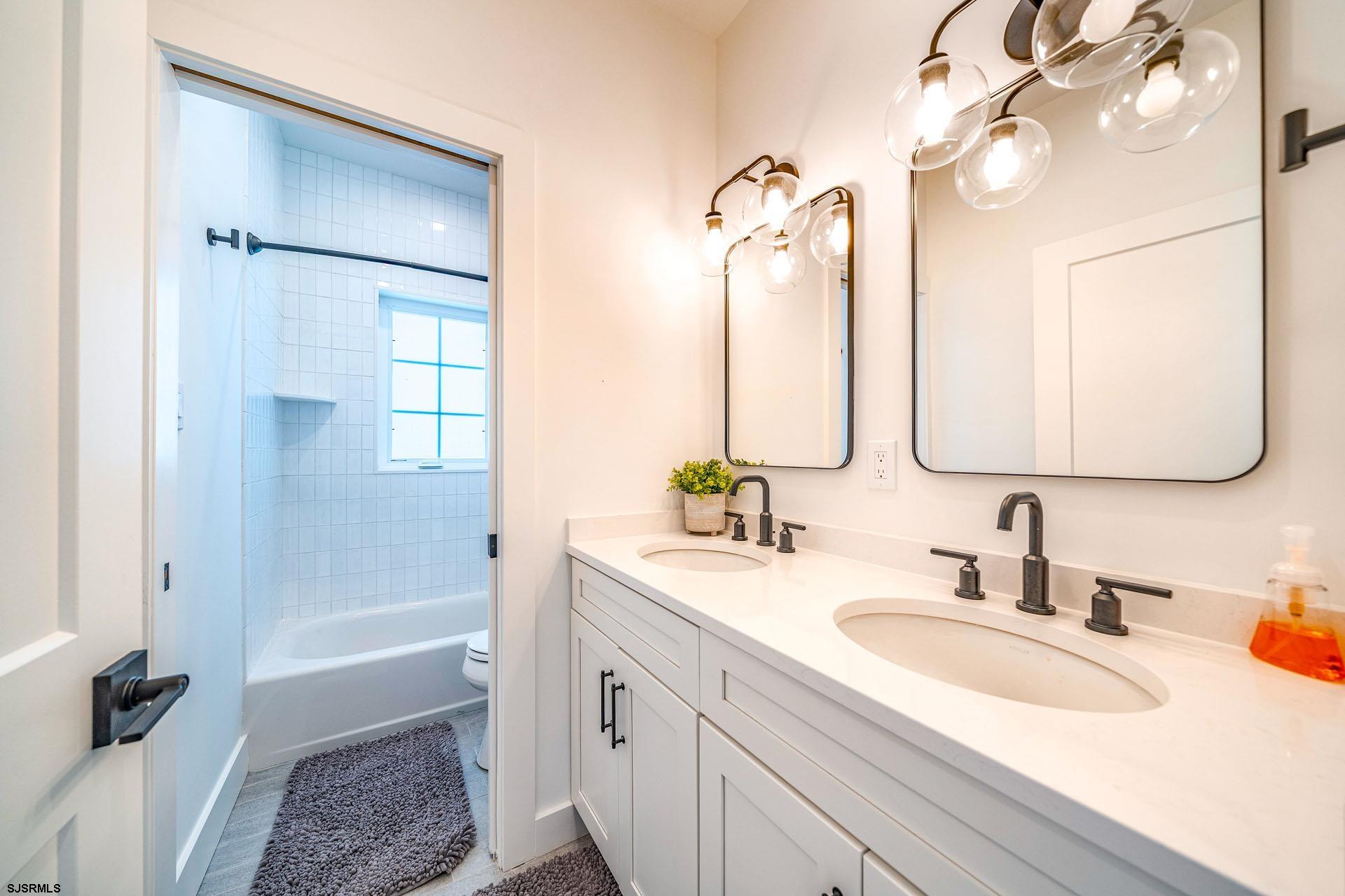 Ocean City, New Jersey 08226, United States, 5 Bedrooms Bedrooms, ,5 BathroomsBathrooms,Residential,Active,81887