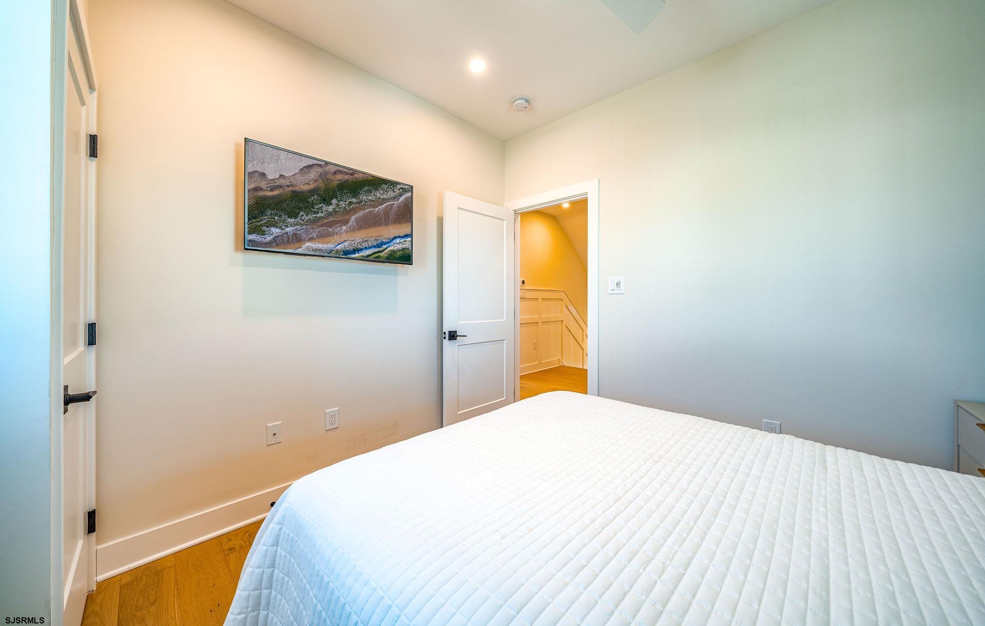 Ocean City, New Jersey 08226, United States, 5 Bedrooms Bedrooms, ,5 BathroomsBathrooms,Residential,Active,81887