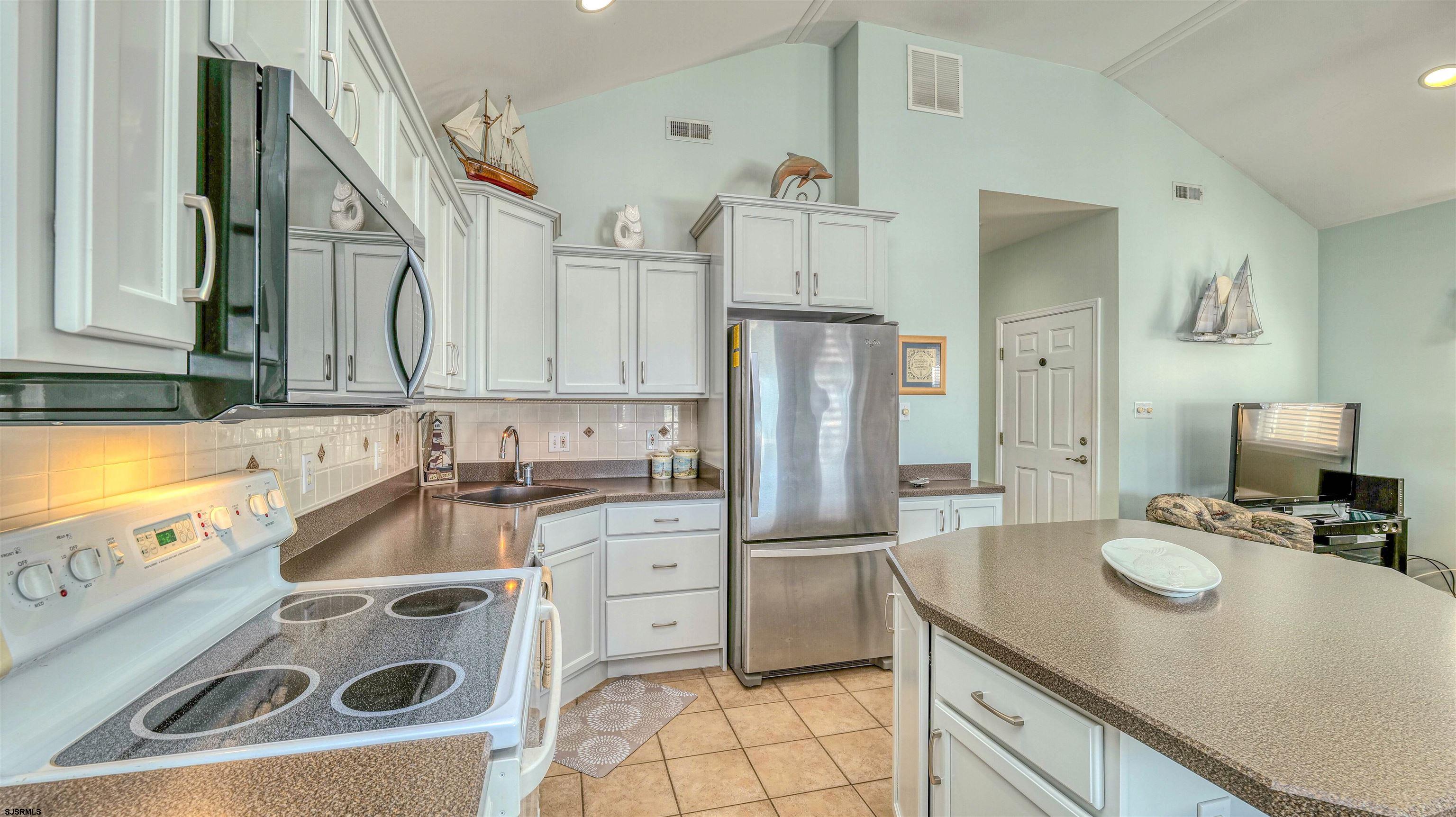 Ocean City, New Jersey 08226, United States, 3 Bedrooms Bedrooms, ,2 BathroomsBathrooms,Residential,Active,220716