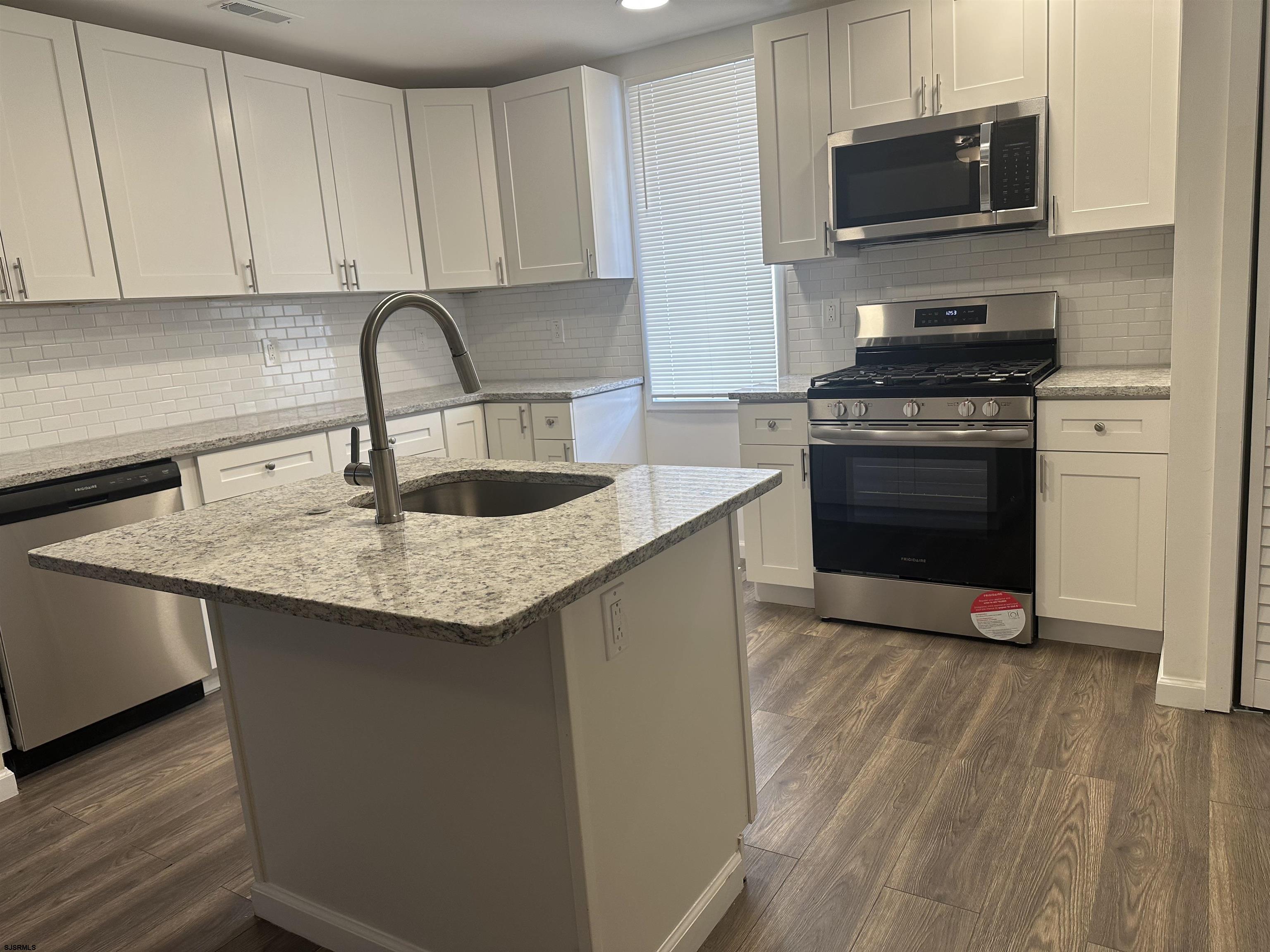 Galloway Township, New Jersey 08215, United States, 3 Bedrooms Bedrooms, ,2 BathroomsBathrooms,Residential,Active,27633