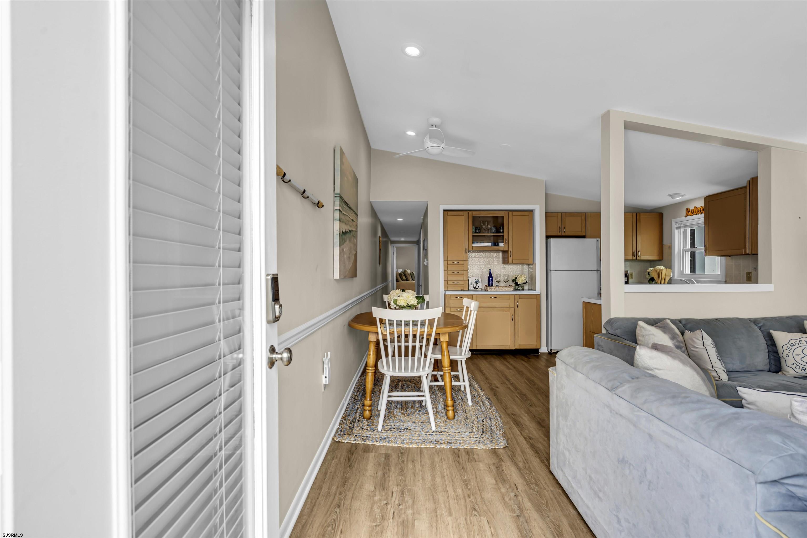 Ocean City, New Jersey 08226, United States, 2 Bedrooms Bedrooms, ,1 BathroomBathrooms,Residential,Active,187969