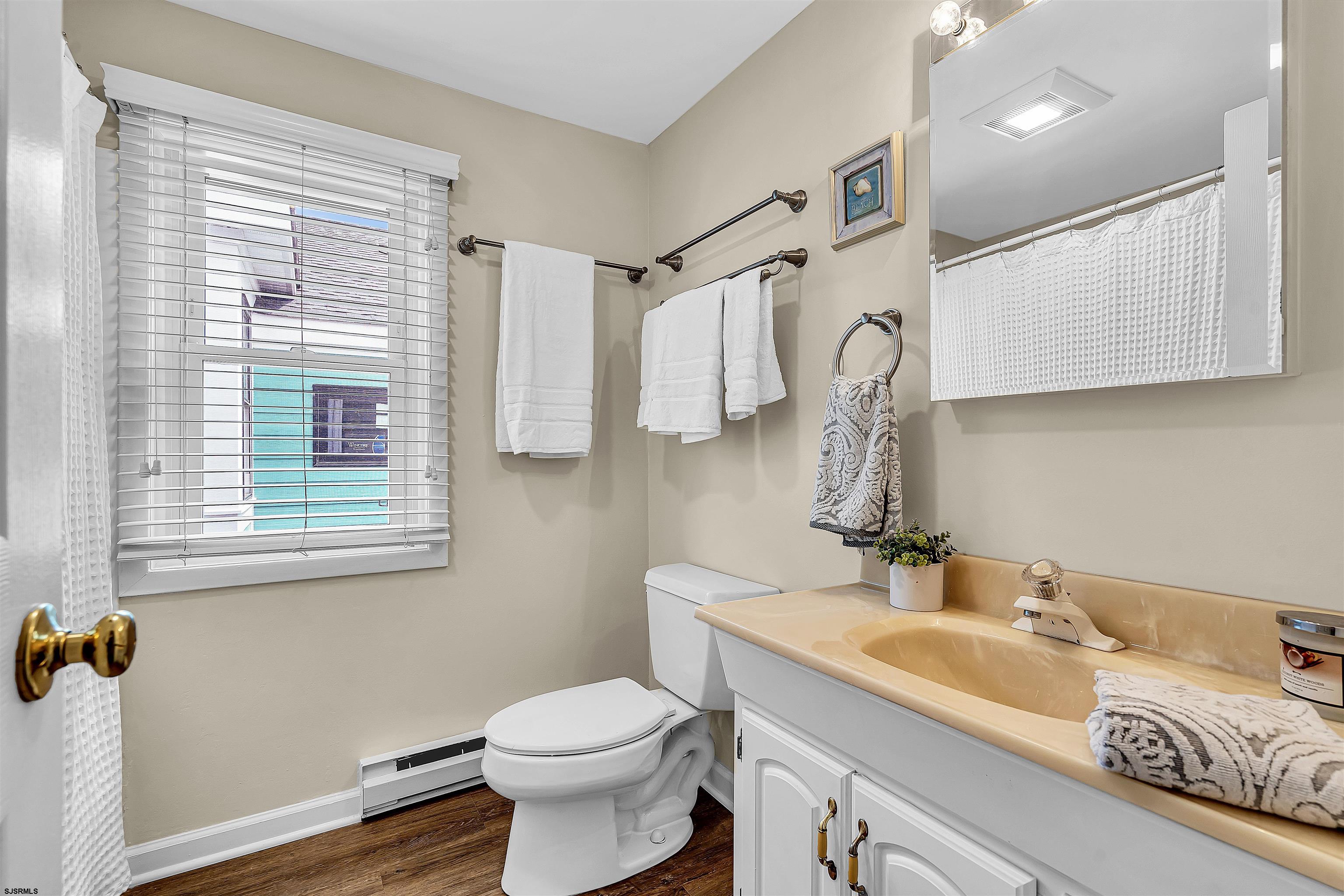 Ocean City, New Jersey 08226, United States, 2 Bedrooms Bedrooms, ,1 BathroomBathrooms,Residential,Active,187969