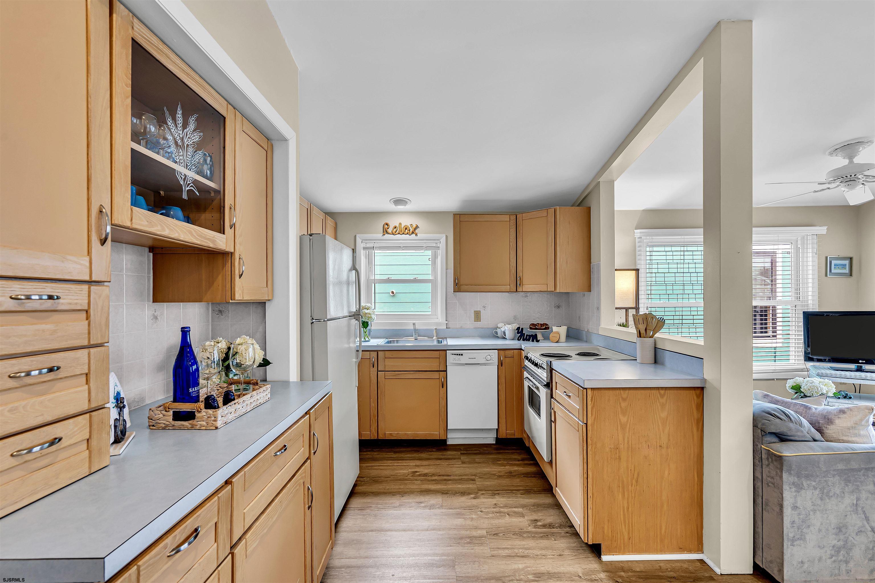 Ocean City, New Jersey 08226, United States, 2 Bedrooms Bedrooms, ,1 BathroomBathrooms,Residential,Active,187969