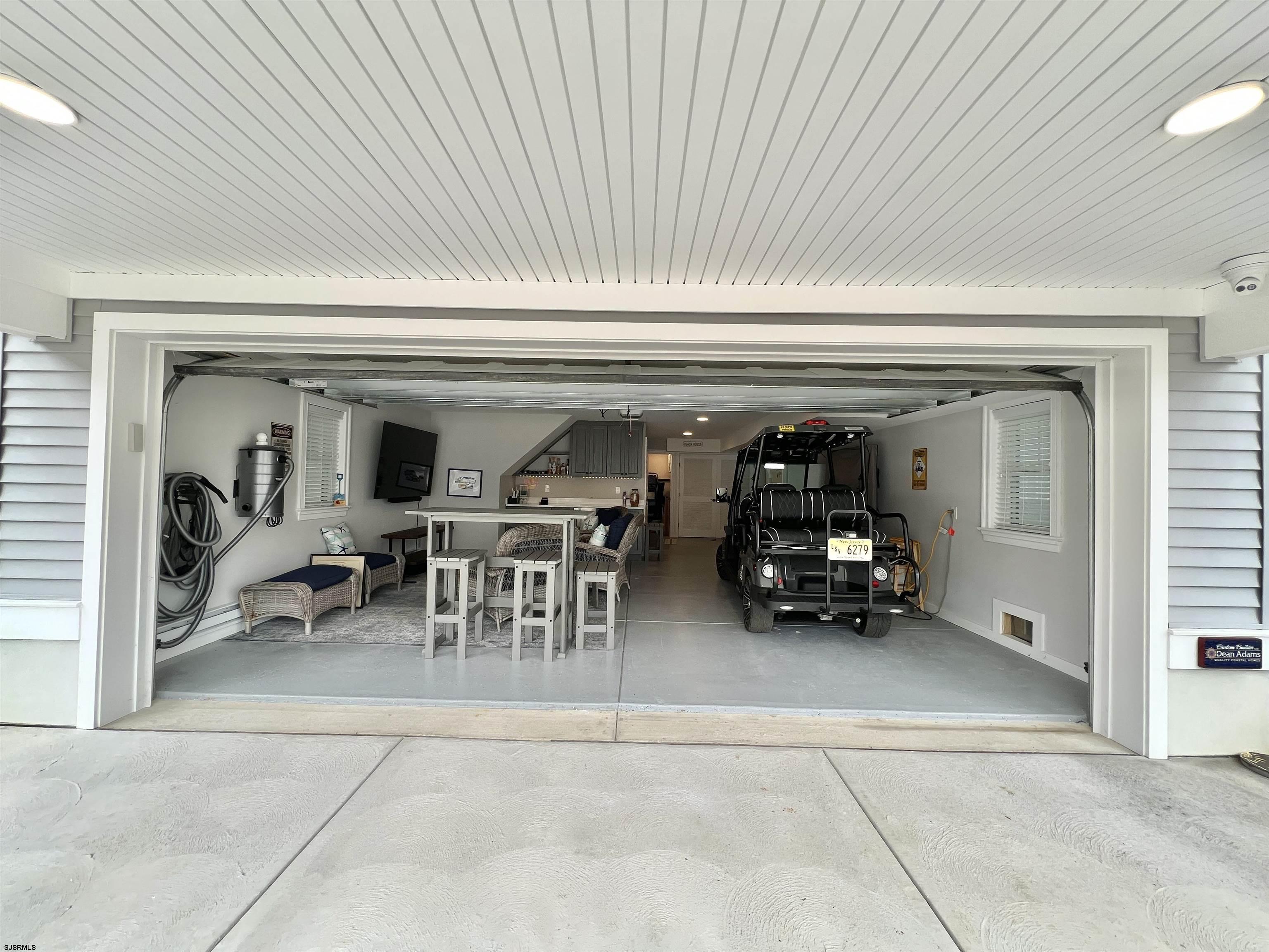 Ocean City, New Jersey 08226, United States, 5 Bedrooms Bedrooms, ,4 BathroomsBathrooms,Residential,Active,178708