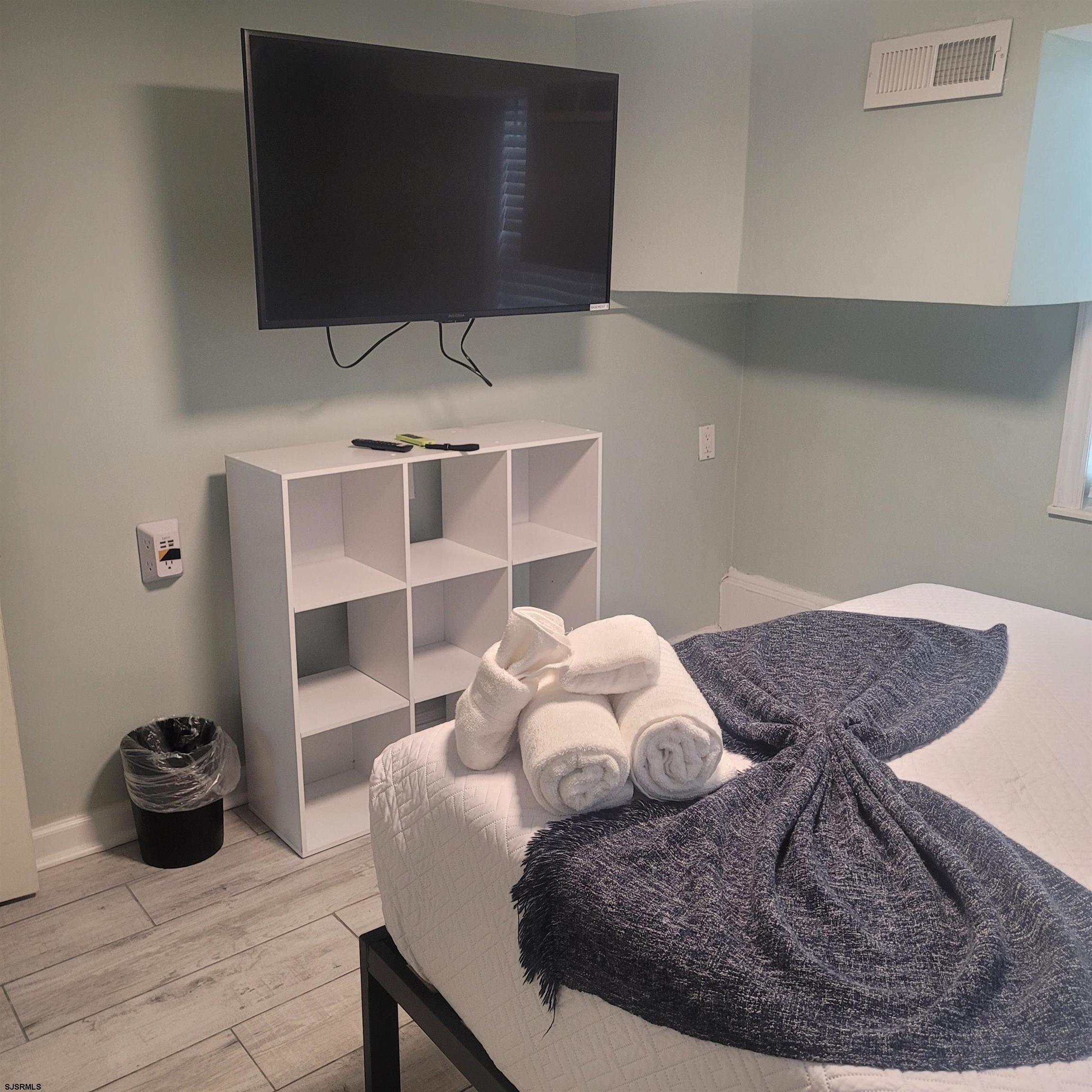 Atlantic City, New Jersey 08401, United States, 4 Bedrooms Bedrooms, ,2 BathroomsBathrooms,Residential,Active,243382