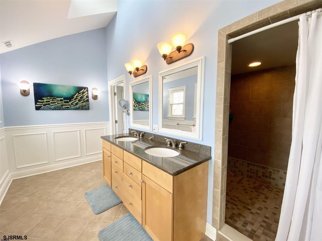 Ocean City, New Jersey 08226, United States, 5 Bedrooms Bedrooms, ,6 BathroomsBathrooms,Residential,Active,106434