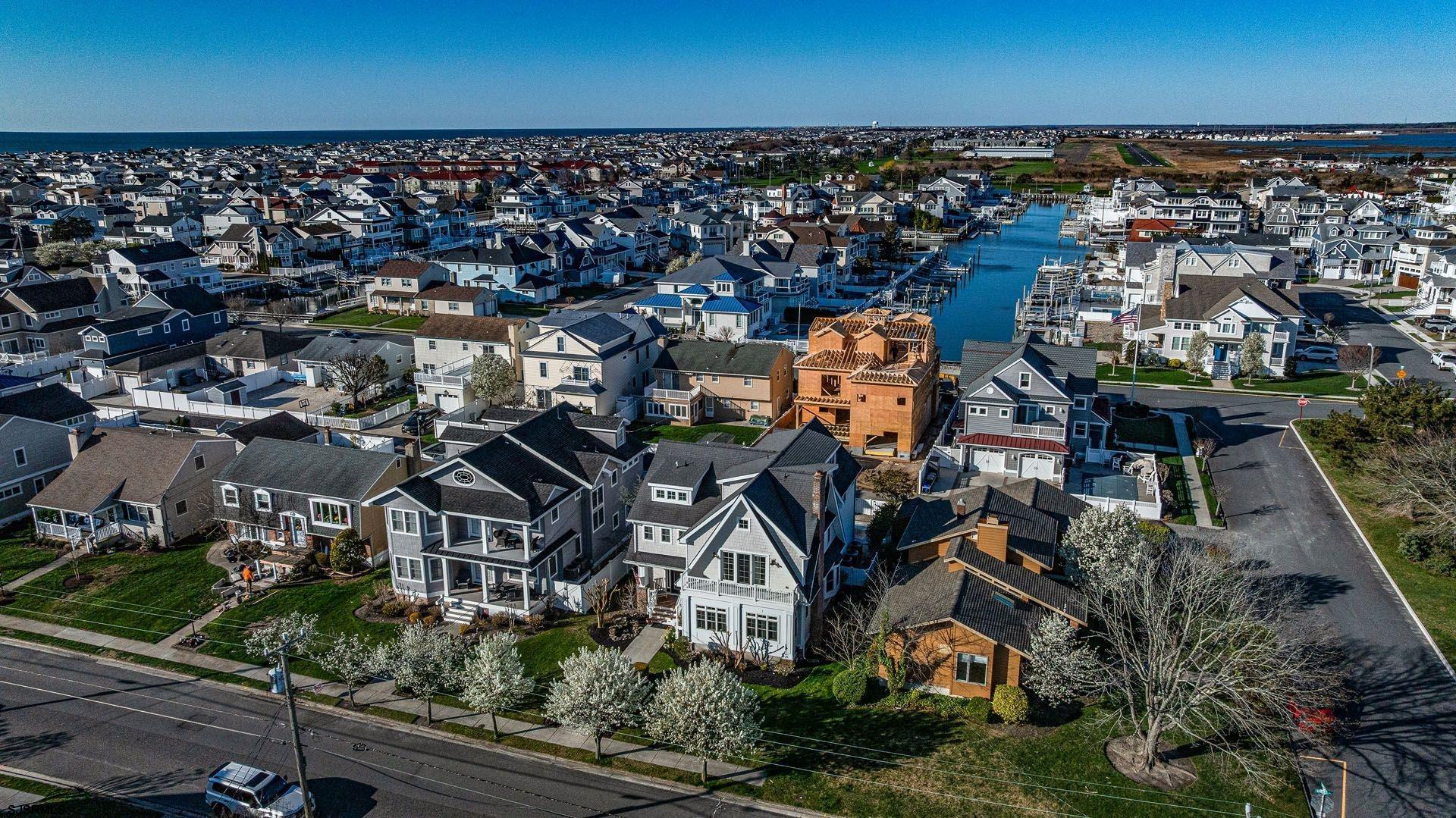 Ocean City, New Jersey 08226, United States, 5 Bedrooms Bedrooms, ,6 BathroomsBathrooms,Residential,Active,106434