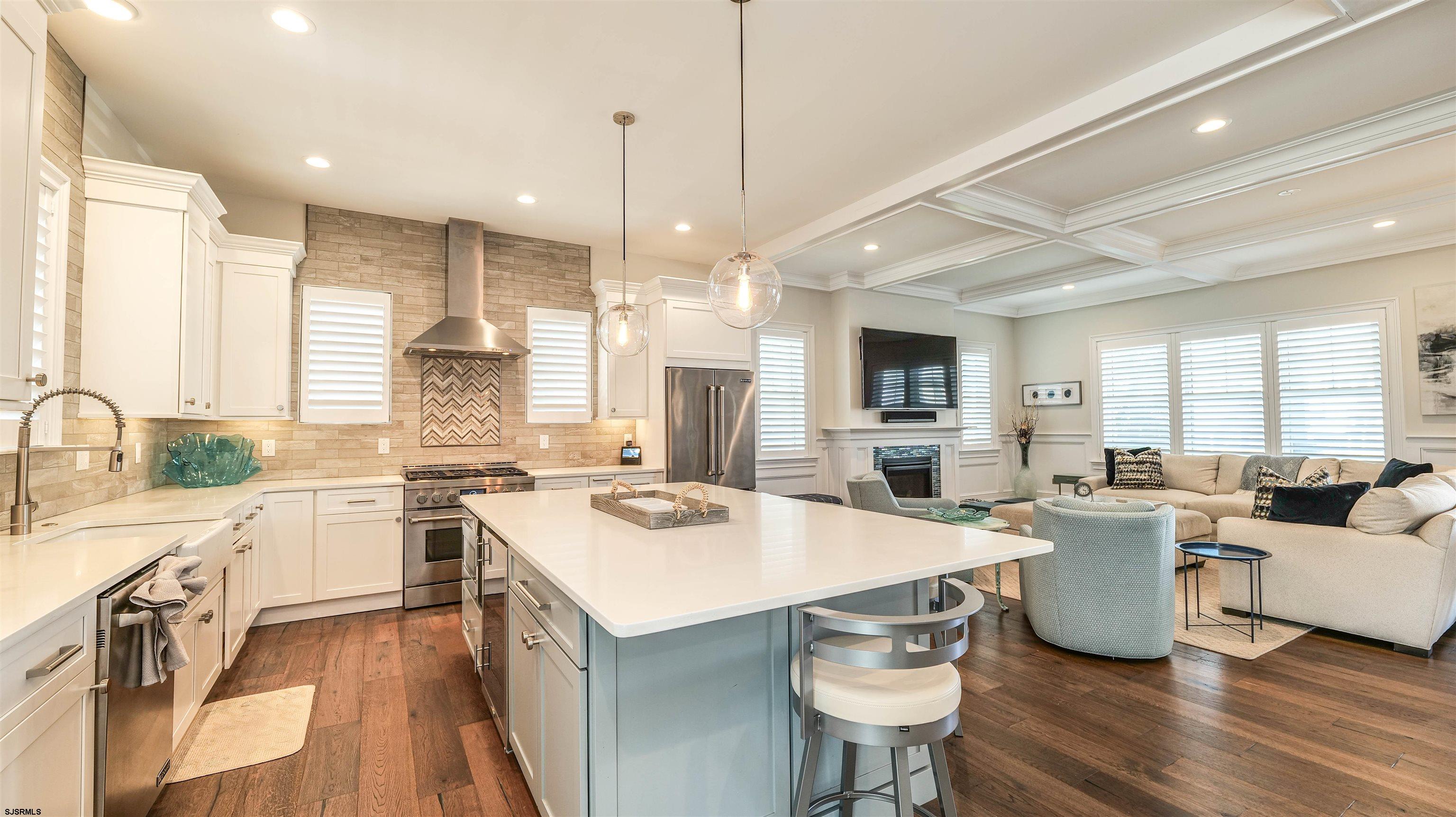 Margate, New Jersey 08402, United States, 5 Bedrooms Bedrooms, ,6 BathroomsBathrooms,Residential,Active,93448