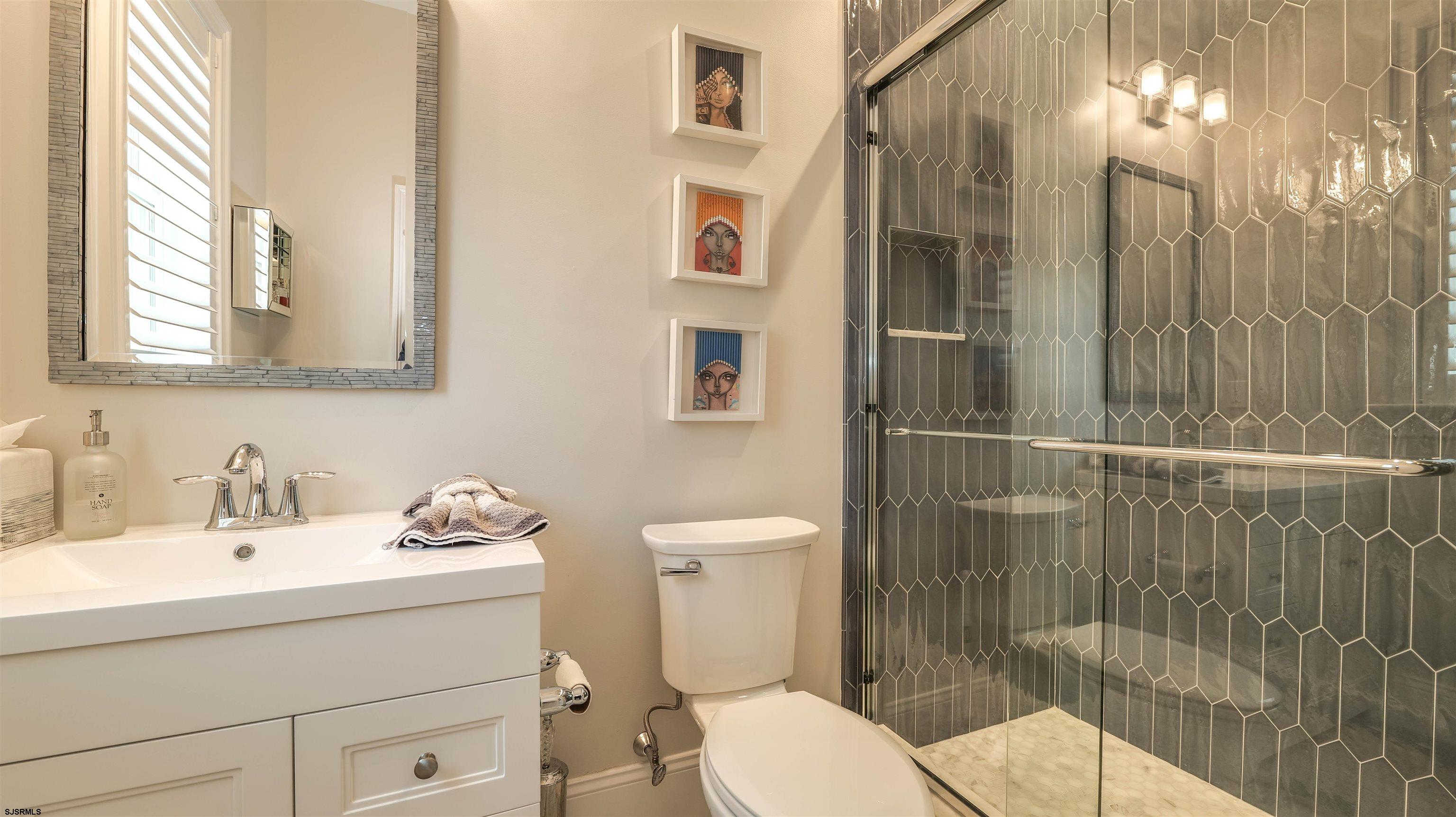 Margate, New Jersey 08402, United States, 5 Bedrooms Bedrooms, ,6 BathroomsBathrooms,Residential,Active,93448