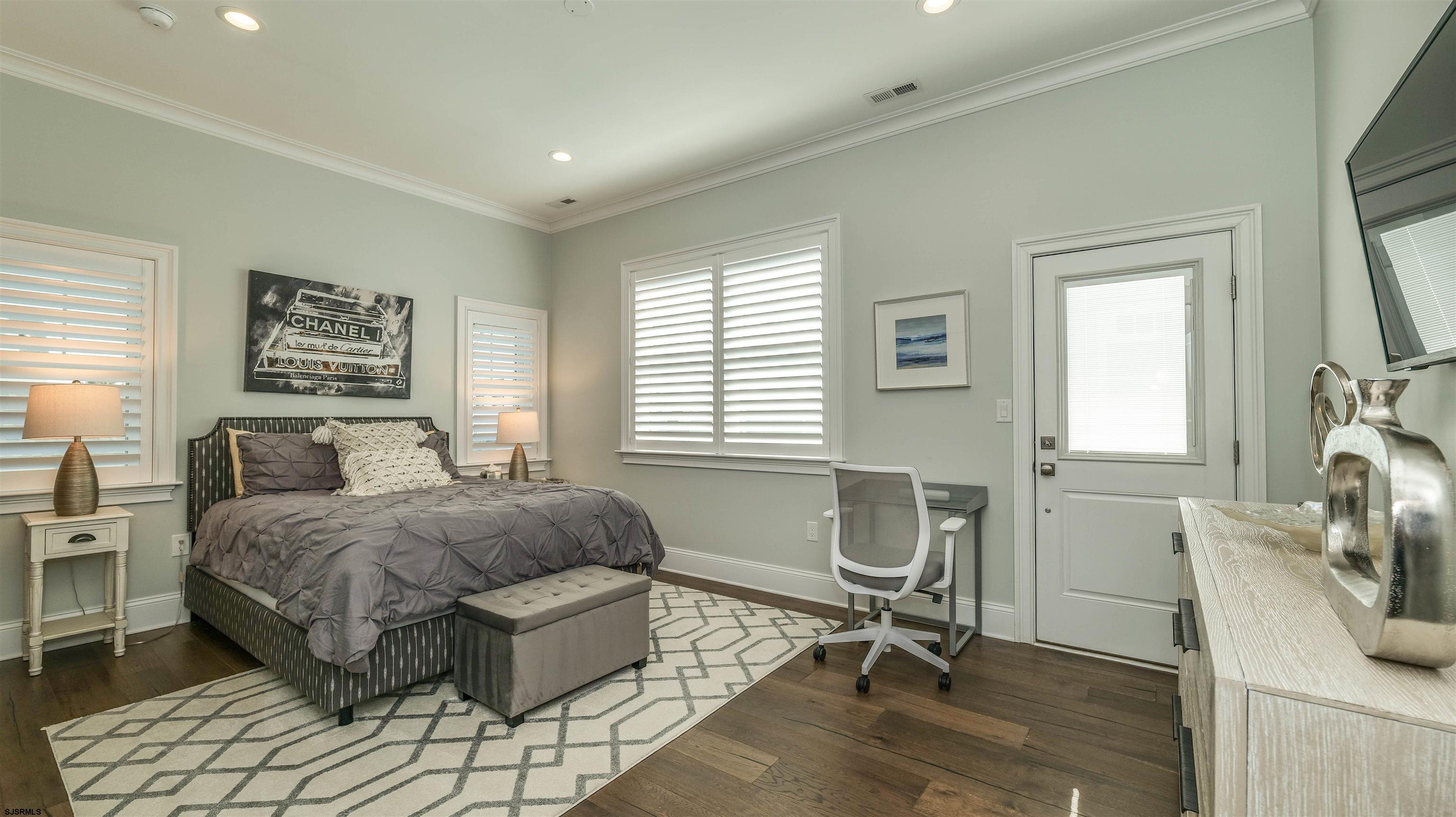 Margate, New Jersey 08402, United States, 5 Bedrooms Bedrooms, ,6 BathroomsBathrooms,Residential,Active,93448