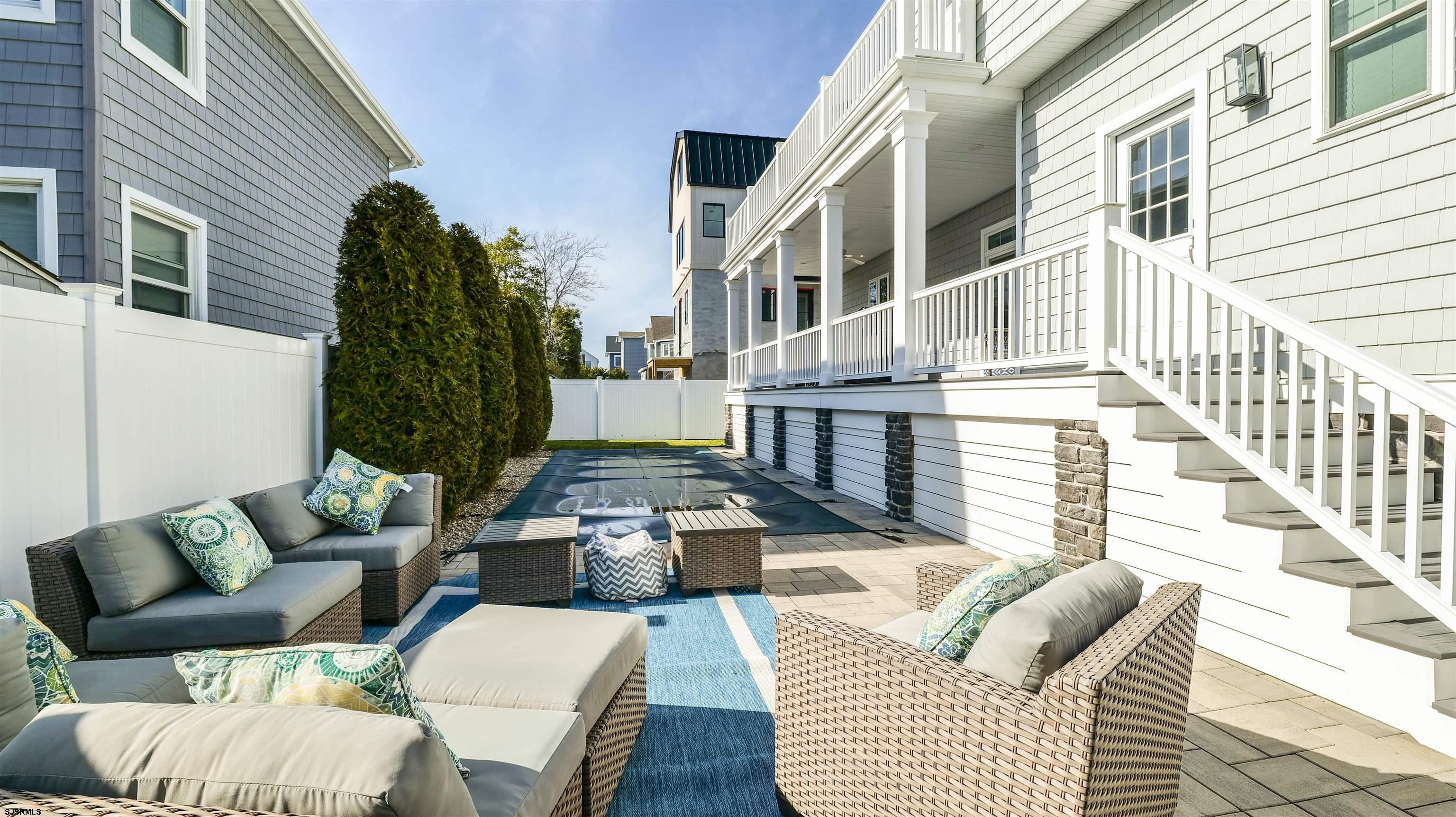 Margate, New Jersey 08402, United States, 5 Bedrooms Bedrooms, ,6 BathroomsBathrooms,Residential,Active,93448