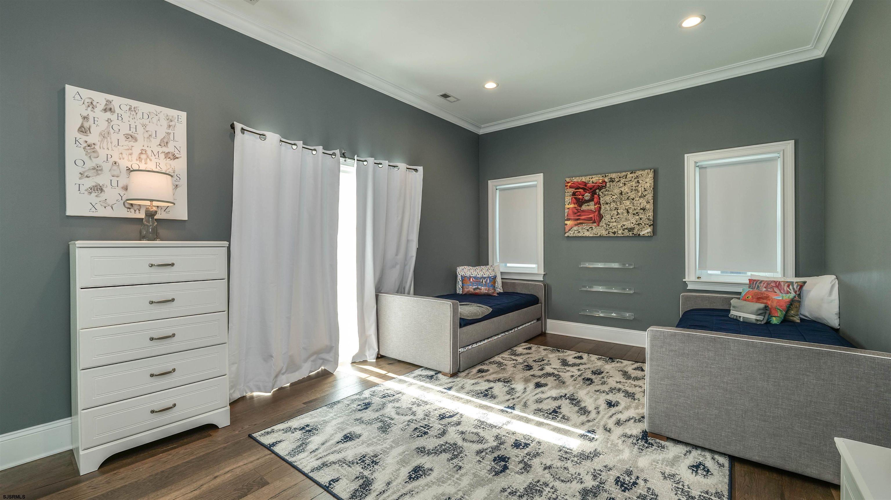 Margate, New Jersey 08402, United States, 5 Bedrooms Bedrooms, ,6 BathroomsBathrooms,Residential,Active,93448