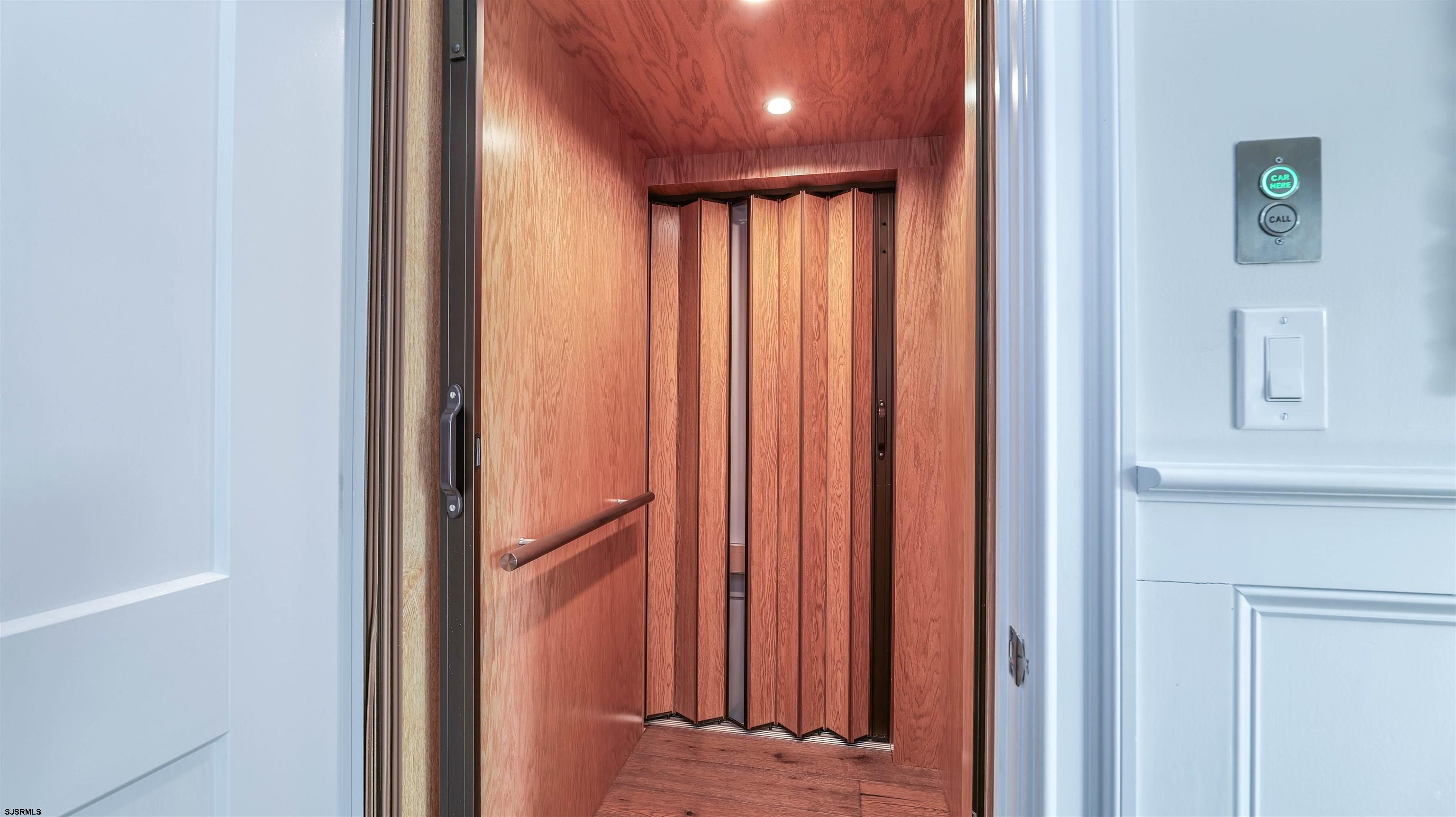 Margate, New Jersey 08402, United States, 5 Bedrooms Bedrooms, ,6 BathroomsBathrooms,Residential,Active,93448