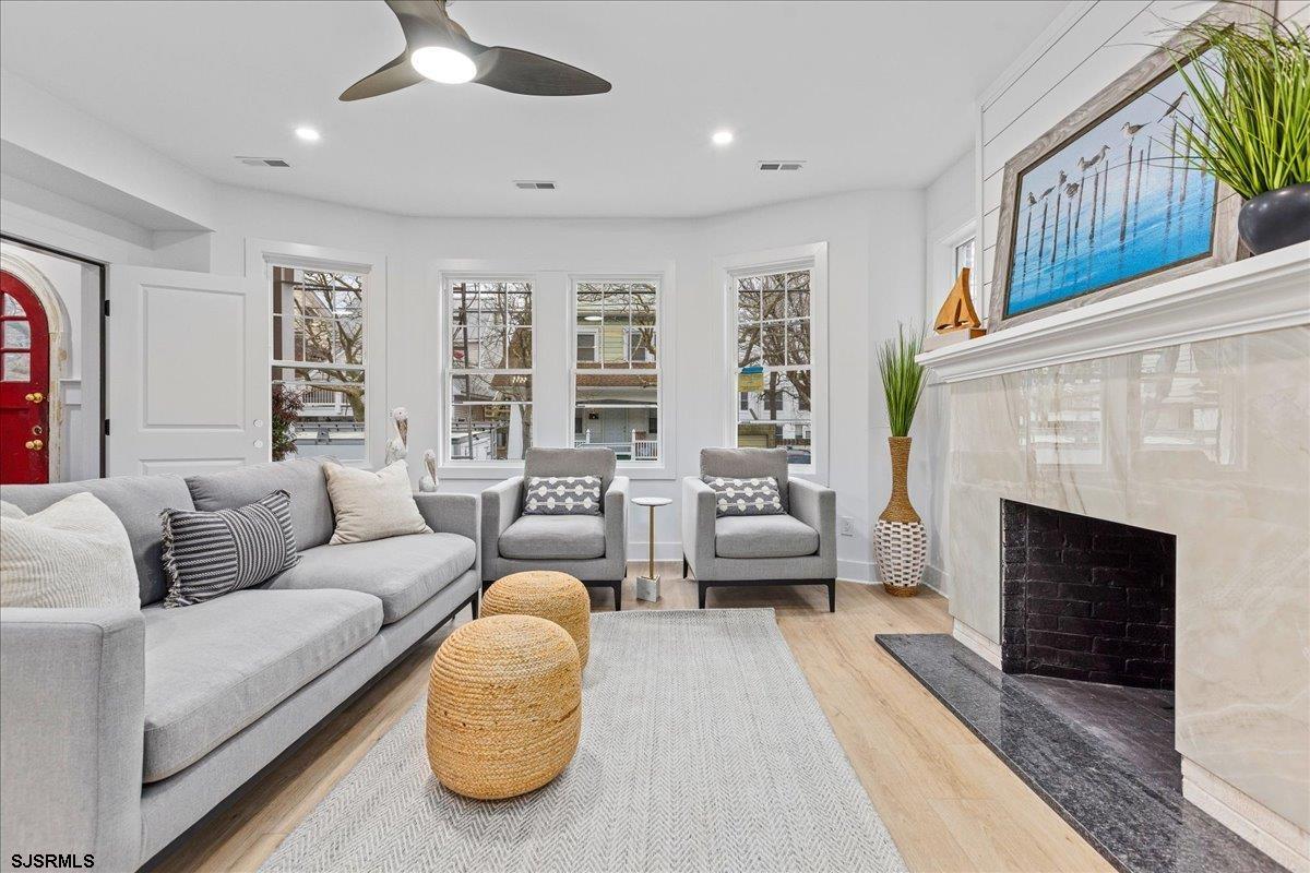 Ventnor, New Jersey 08406, United States, 3 Bedrooms Bedrooms, ,2 BathroomsBathrooms,Residential,Active,79423