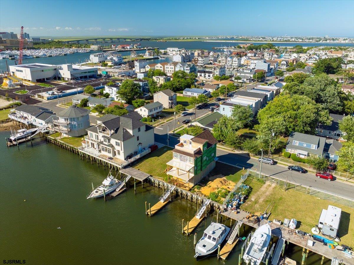 Atlantic City, New Jersey 08401, United States, 3 Bedrooms Bedrooms, ,2 BathroomsBathrooms,Residential,Pending,73360