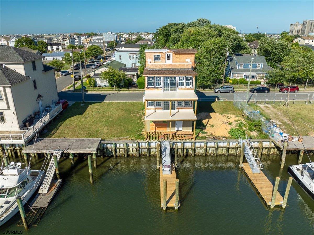 Atlantic City, New Jersey 08401, United States, 3 Bedrooms Bedrooms, ,2 BathroomsBathrooms,Residential,Pending,73360