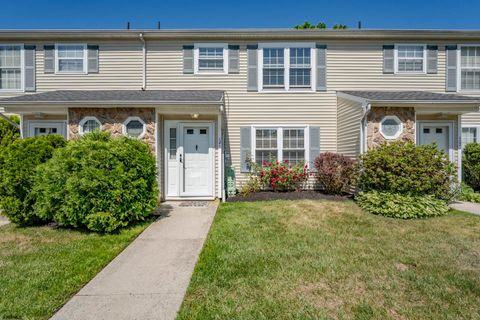 Condo For Sale - 121 London Ct #121<br/> Egg Harbor Township, NJ 08234