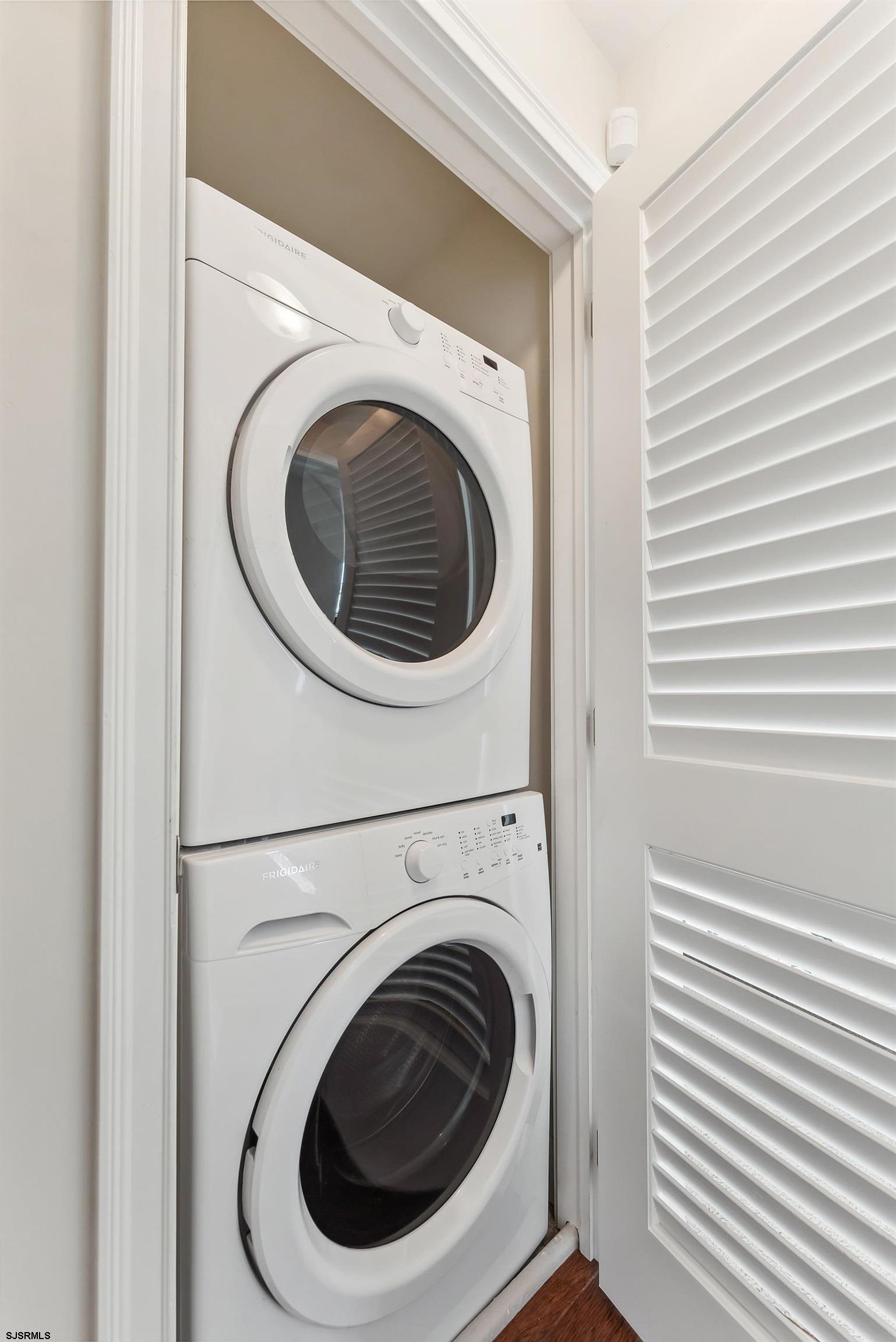 Ocean City, New Jersey 08226, United States, 3 Bedrooms Bedrooms, ,2 BathroomsBathrooms,Residential,Pending,106090