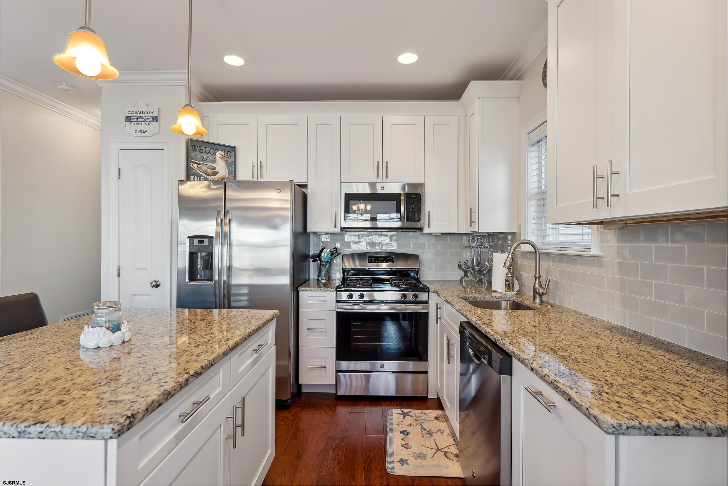 Ocean City, New Jersey 08226, United States, 3 Bedrooms Bedrooms, ,2 BathroomsBathrooms,Residential,Pending,106090