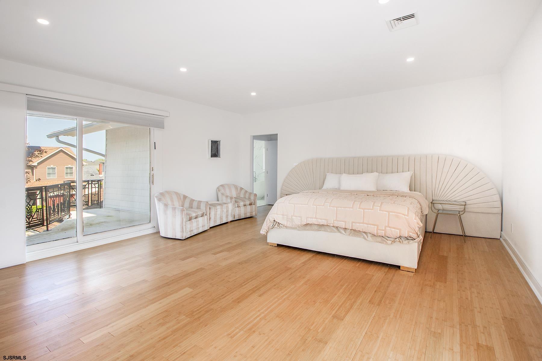 Margate, New Jersey 08402, United States, 4 Bedrooms Bedrooms, ,5 BathroomsBathrooms,Residential,Active,138273