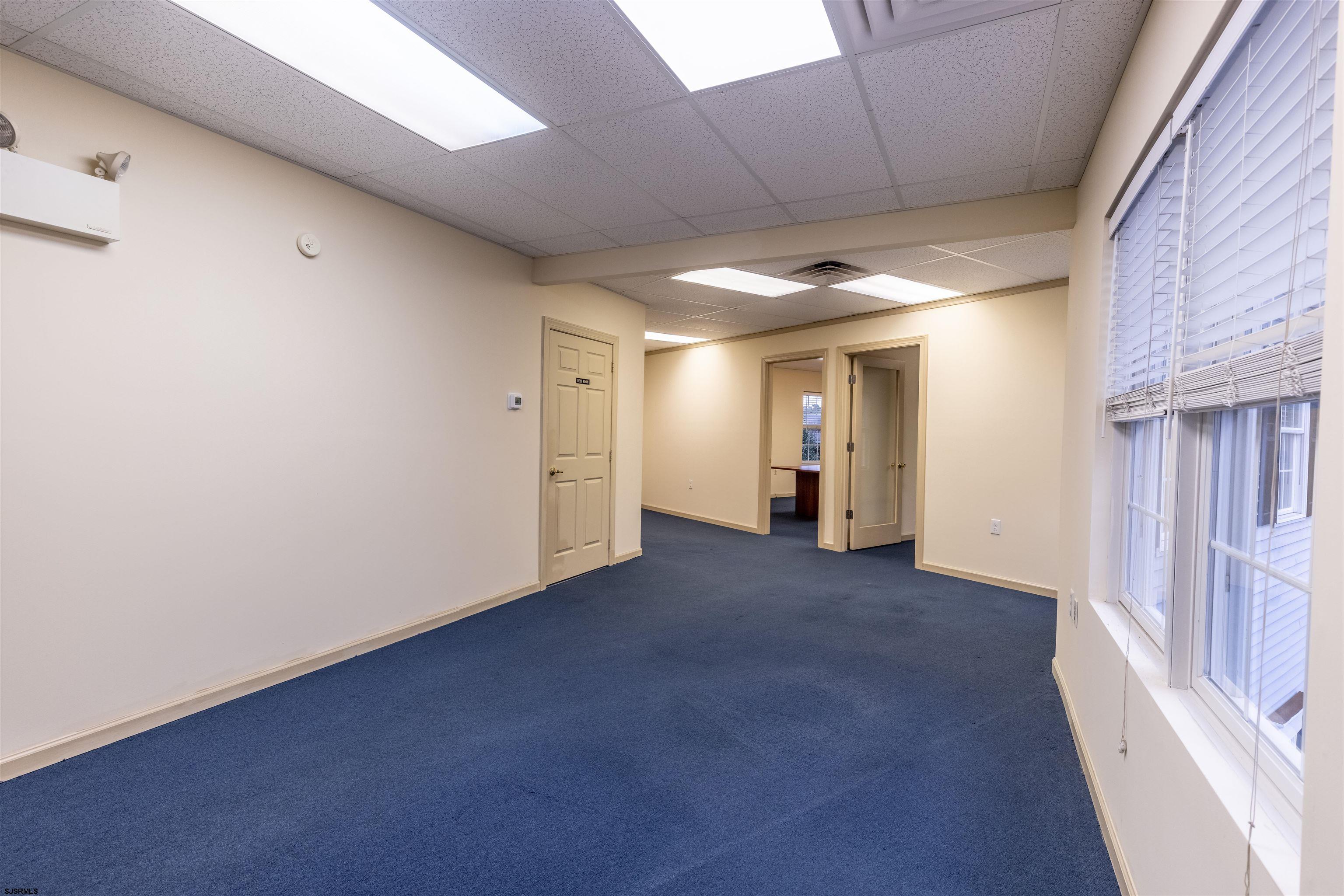 337 E Jimmie Leeds