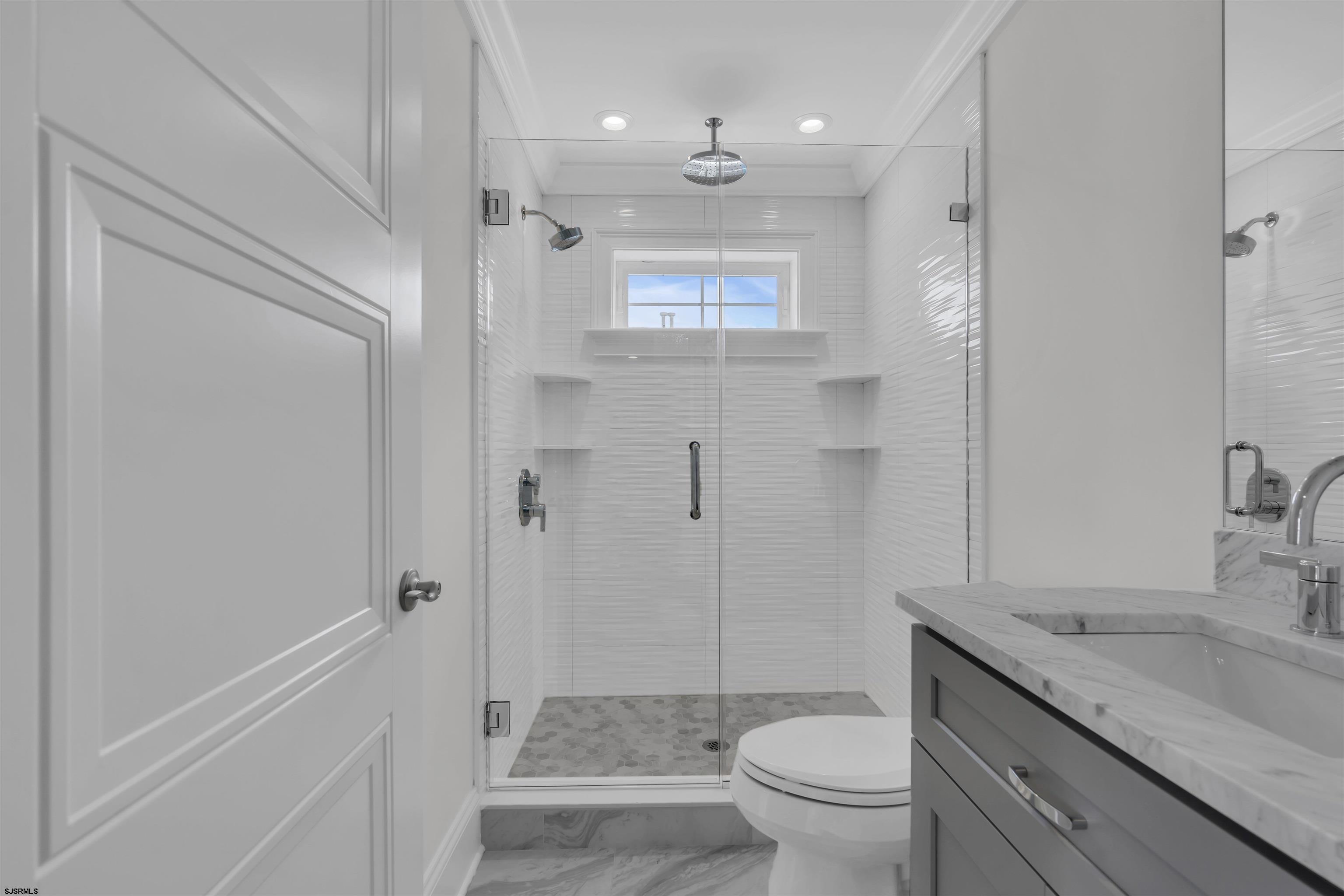 Ocean City, New Jersey 08226, United States, 5 Bedrooms Bedrooms, ,4 BathroomsBathrooms,Residential,Active,204462