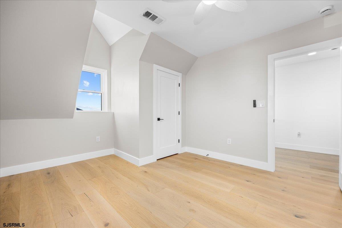 Ventnor, New Jersey 08402, United States, 6 Bedrooms Bedrooms, ,6 BathroomsBathrooms,Residential,Active,250671