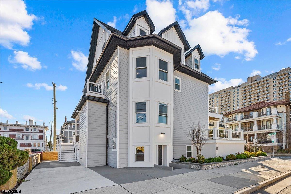 Ventnor, New Jersey 08402, United States, 6 Bedrooms Bedrooms, ,6 BathroomsBathrooms,Residential,Active,250671