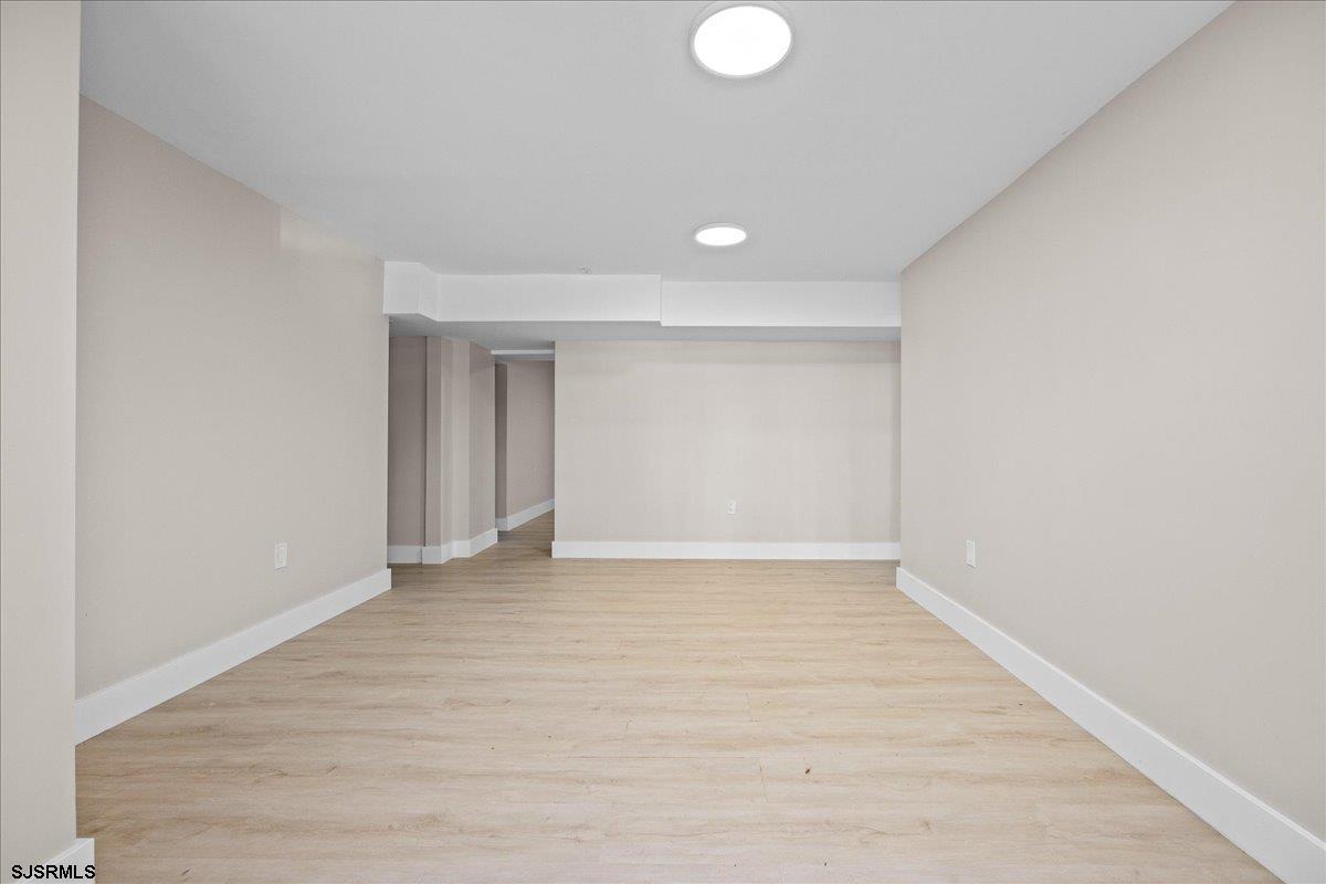 Ventnor, New Jersey 08402, United States, 6 Bedrooms Bedrooms, ,6 BathroomsBathrooms,Residential,Active,250671