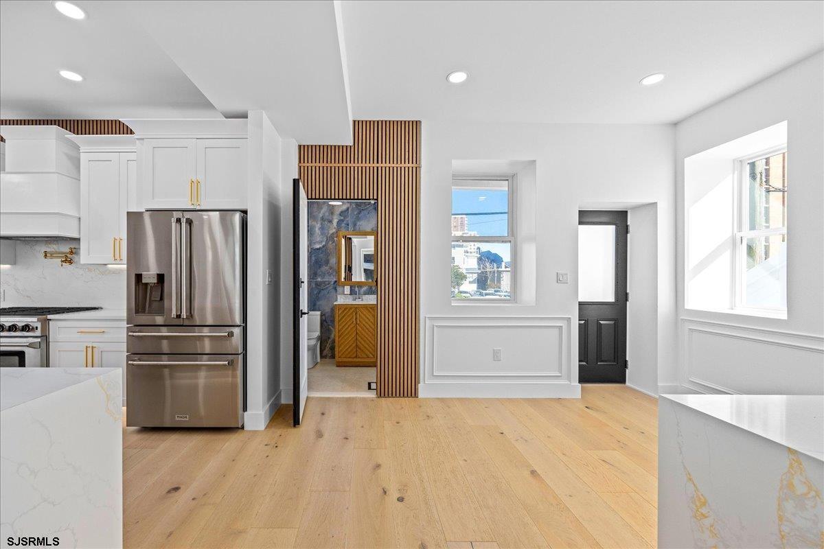 Ventnor, New Jersey 08402, United States, 6 Bedrooms Bedrooms, ,6 BathroomsBathrooms,Residential,Active,250671