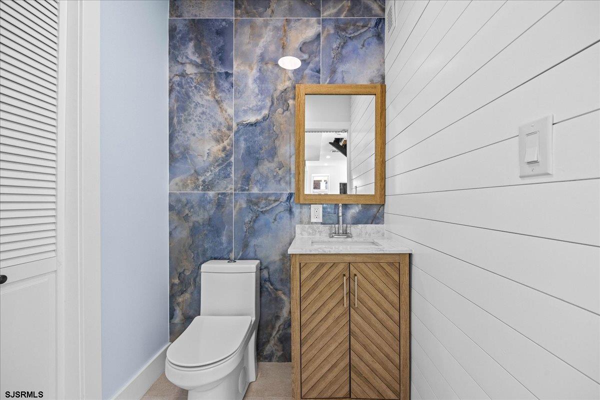 Ventnor, New Jersey 08402, United States, 6 Bedrooms Bedrooms, ,6 BathroomsBathrooms,Residential,Active,250671