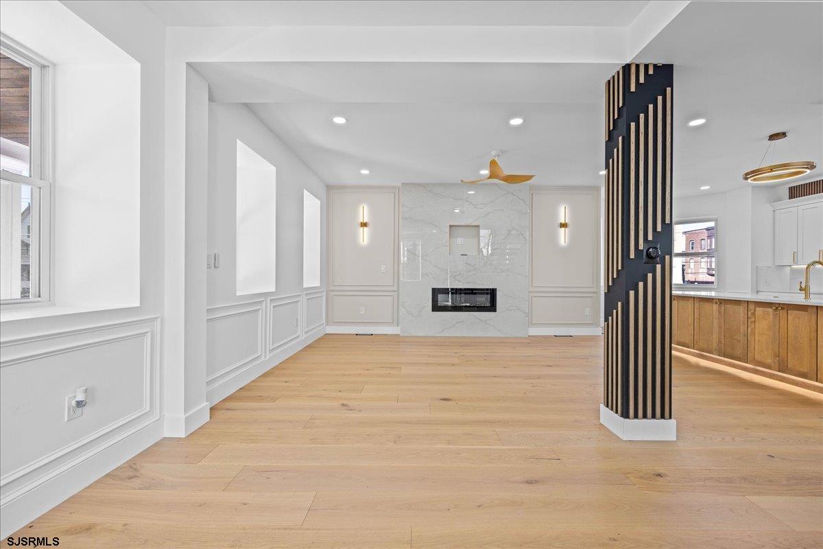 Ventnor, New Jersey 08402, United States, 6 Bedrooms Bedrooms, ,6 BathroomsBathrooms,Residential,Active,250671