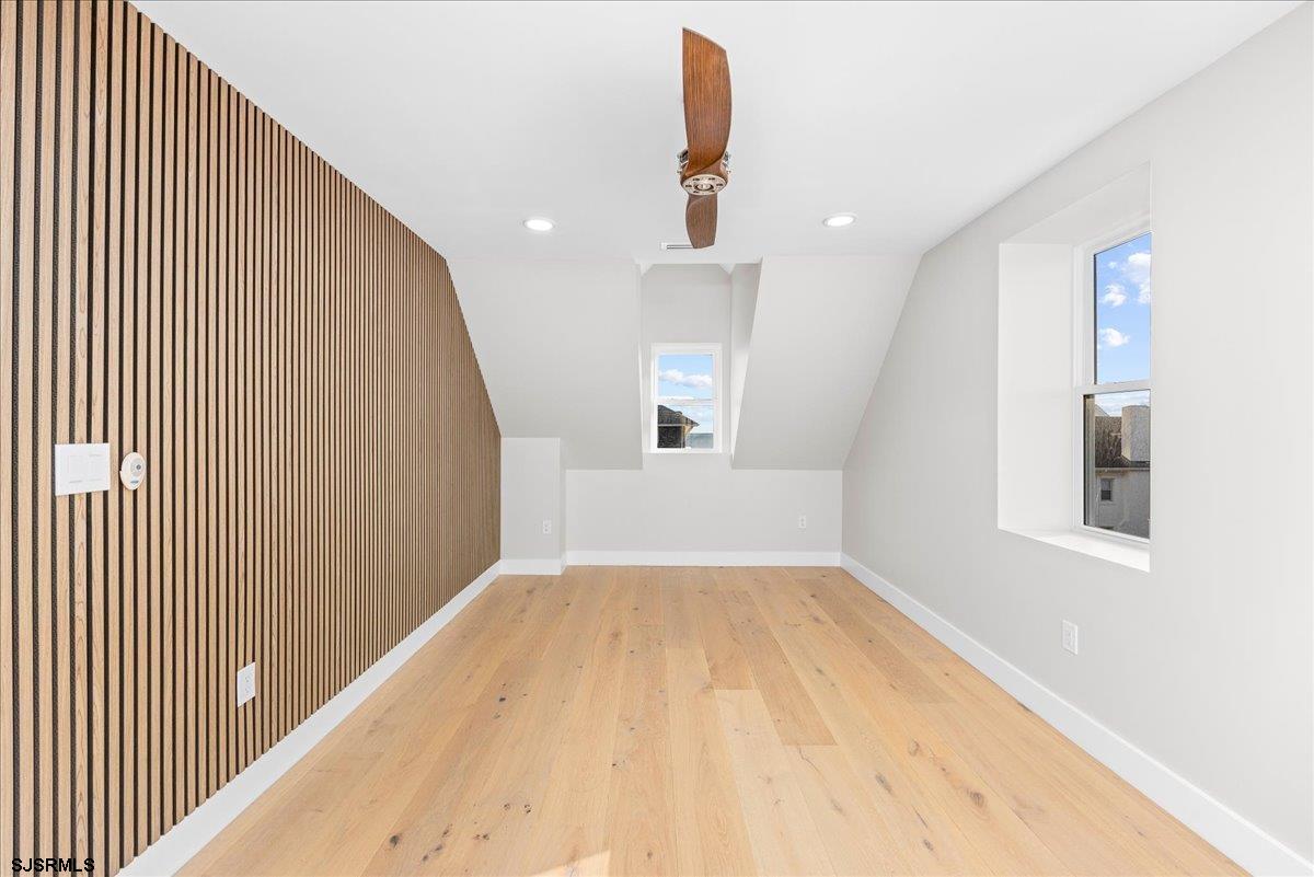 Ventnor, New Jersey 08402, United States, 6 Bedrooms Bedrooms, ,6 BathroomsBathrooms,Residential,Active,250671