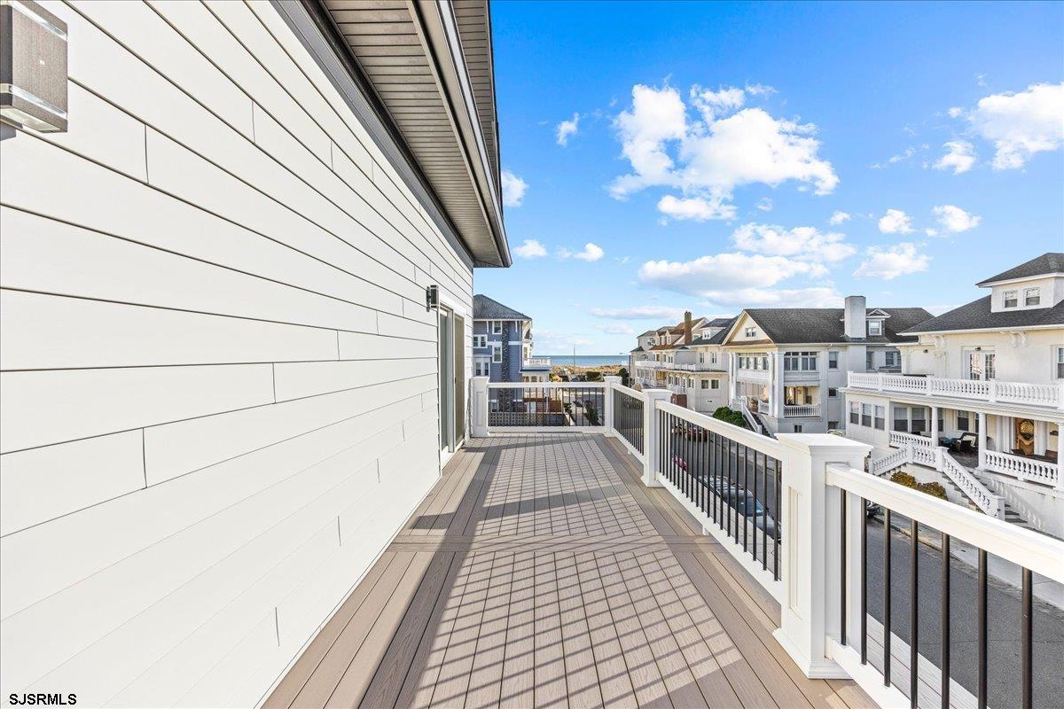 Ventnor, New Jersey 08402, United States, 6 Bedrooms Bedrooms, ,6 BathroomsBathrooms,Residential,Active,250671