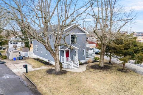 Homes For Sale - 524 4th Street<br/> Somers Point, NJ 08244