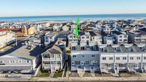 Photo of 4015 West Ave #4015, Ocean City, NJ 08226 (MLS # 602977)