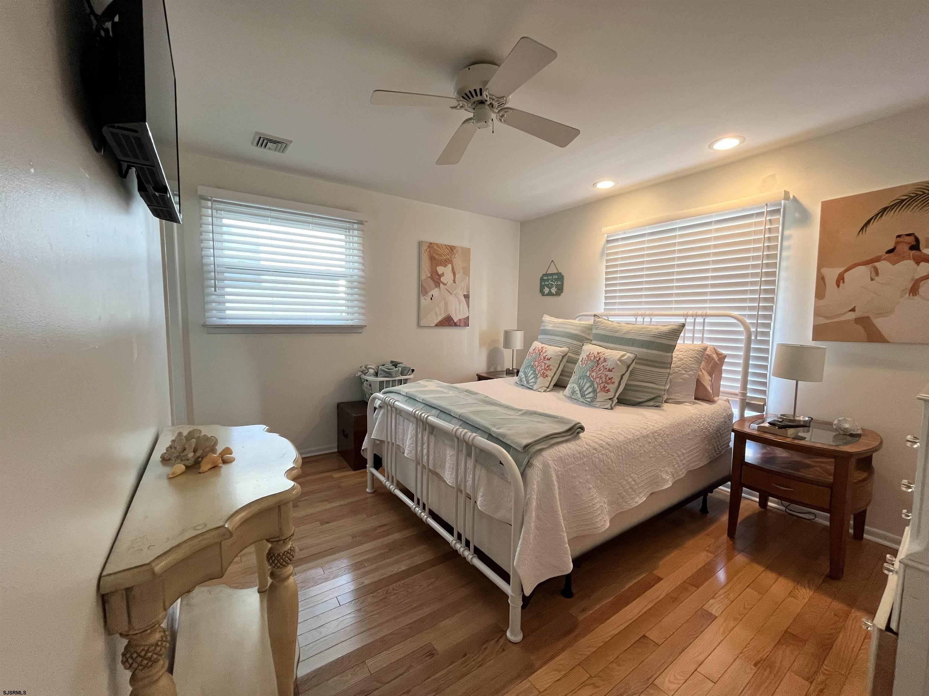 Longport, New Jersey 08403, United States, 3 Bedrooms Bedrooms, ,2 BathroomsBathrooms,Residential,Active,2840