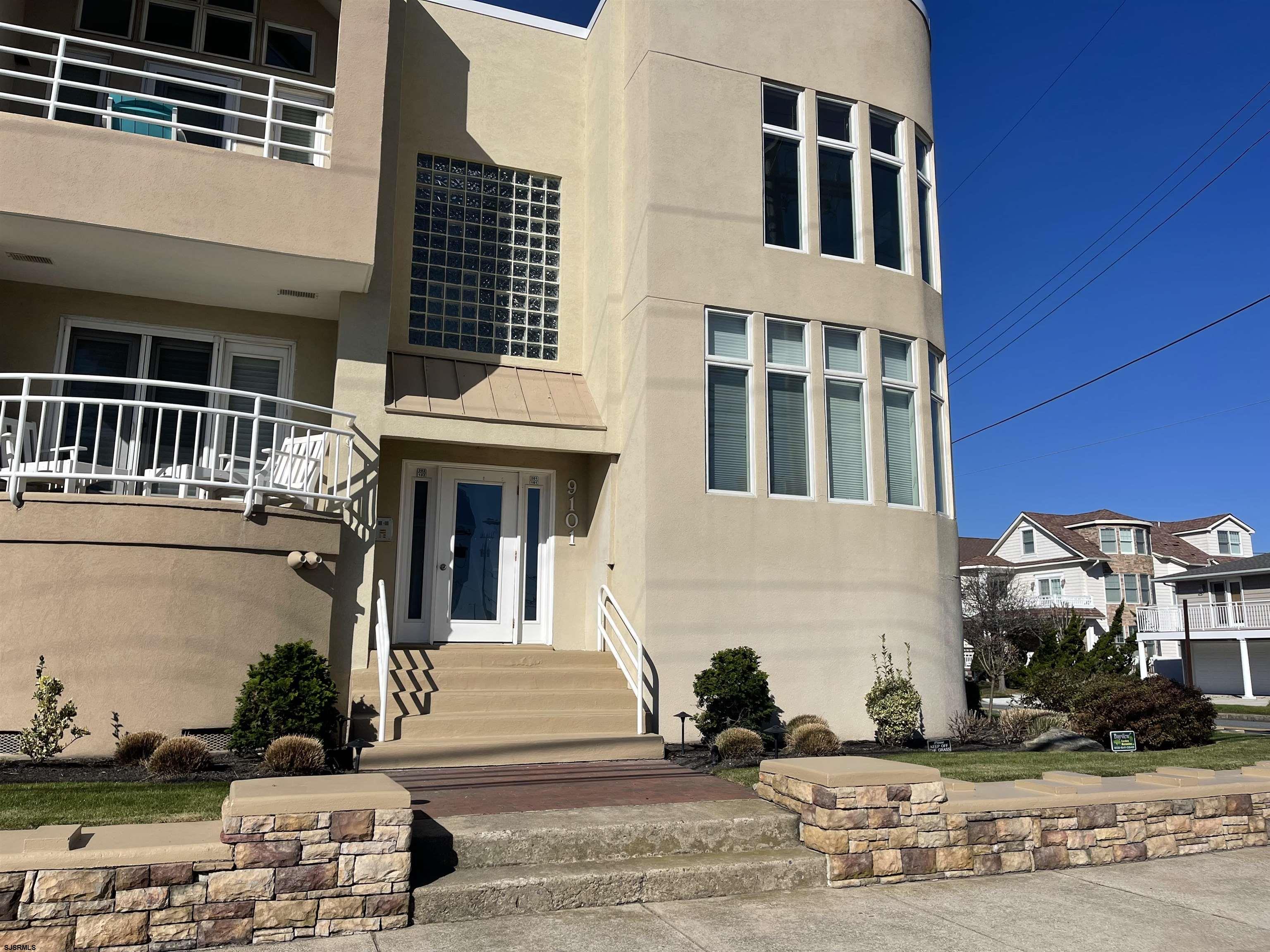 Margate, New Jersey 08402, United States, 2 Bedrooms Bedrooms, ,2 BathroomsBathrooms,Residential,Active,239926