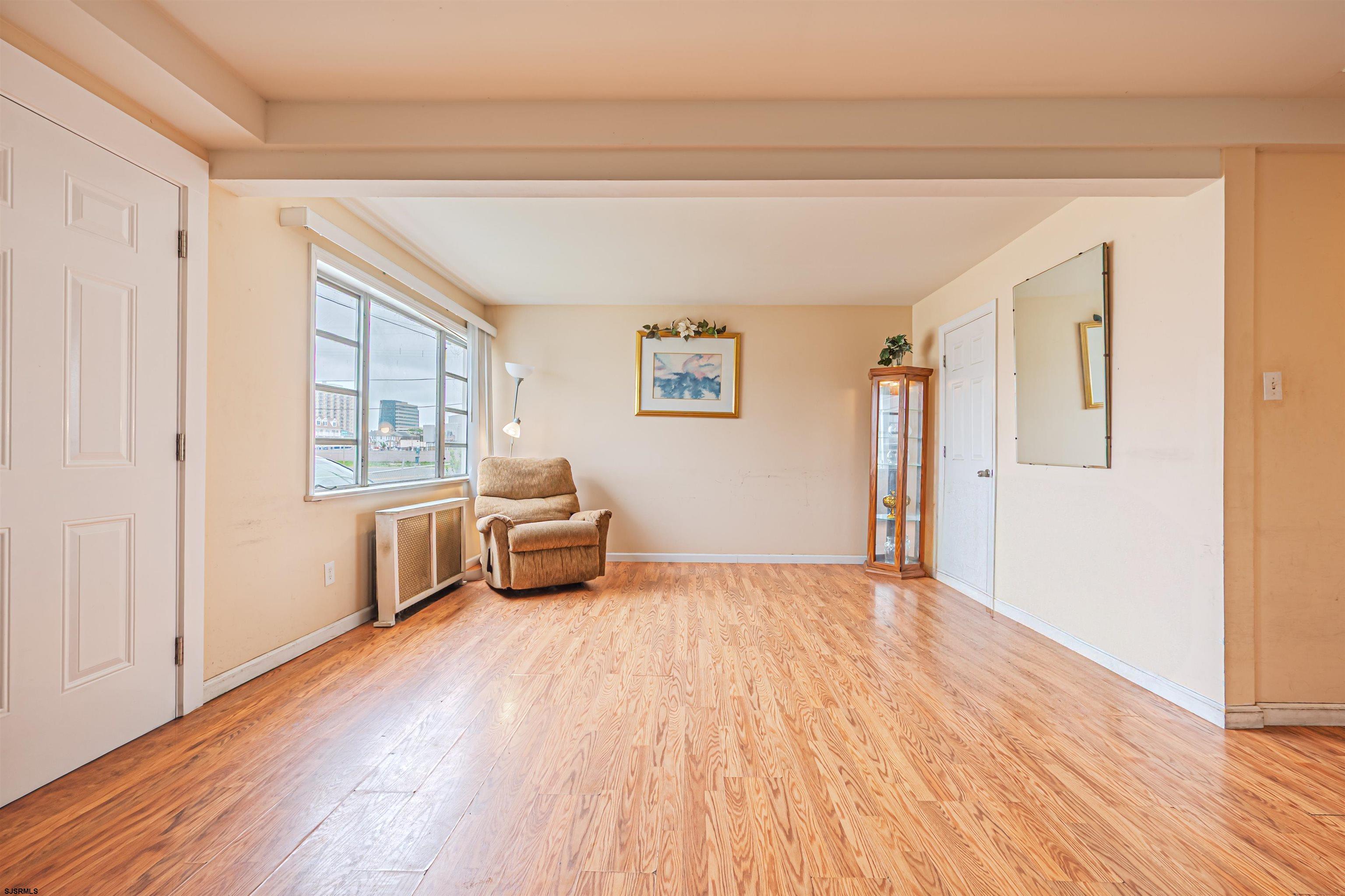 Atlantic City, New Jersey 08401, United States, 4 Bedrooms Bedrooms, ,2 BathroomsBathrooms,Residential,Active,217337