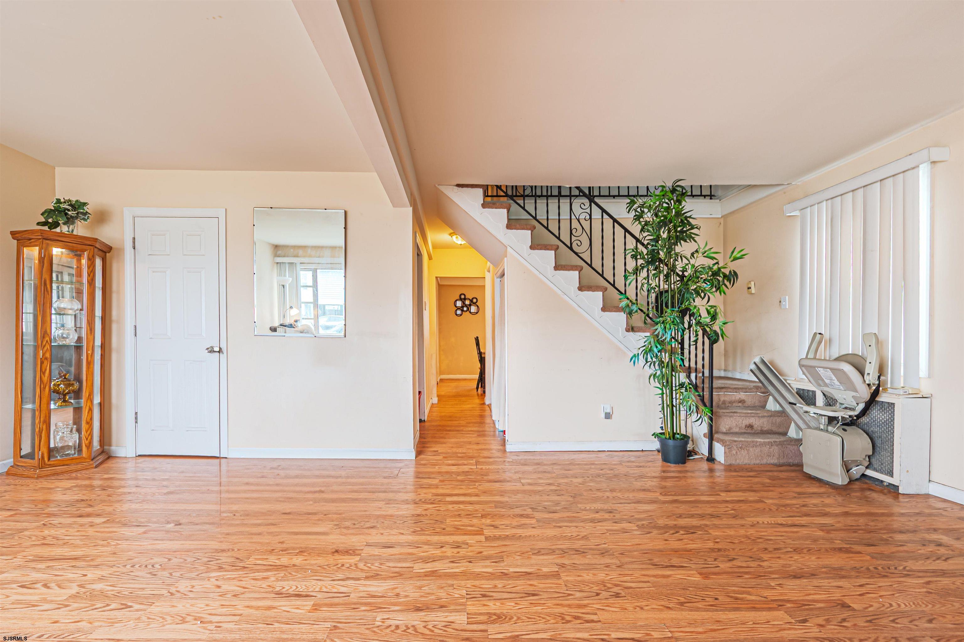 Atlantic City, New Jersey 08401, United States, 4 Bedrooms Bedrooms, ,2 BathroomsBathrooms,Residential,Active,217337