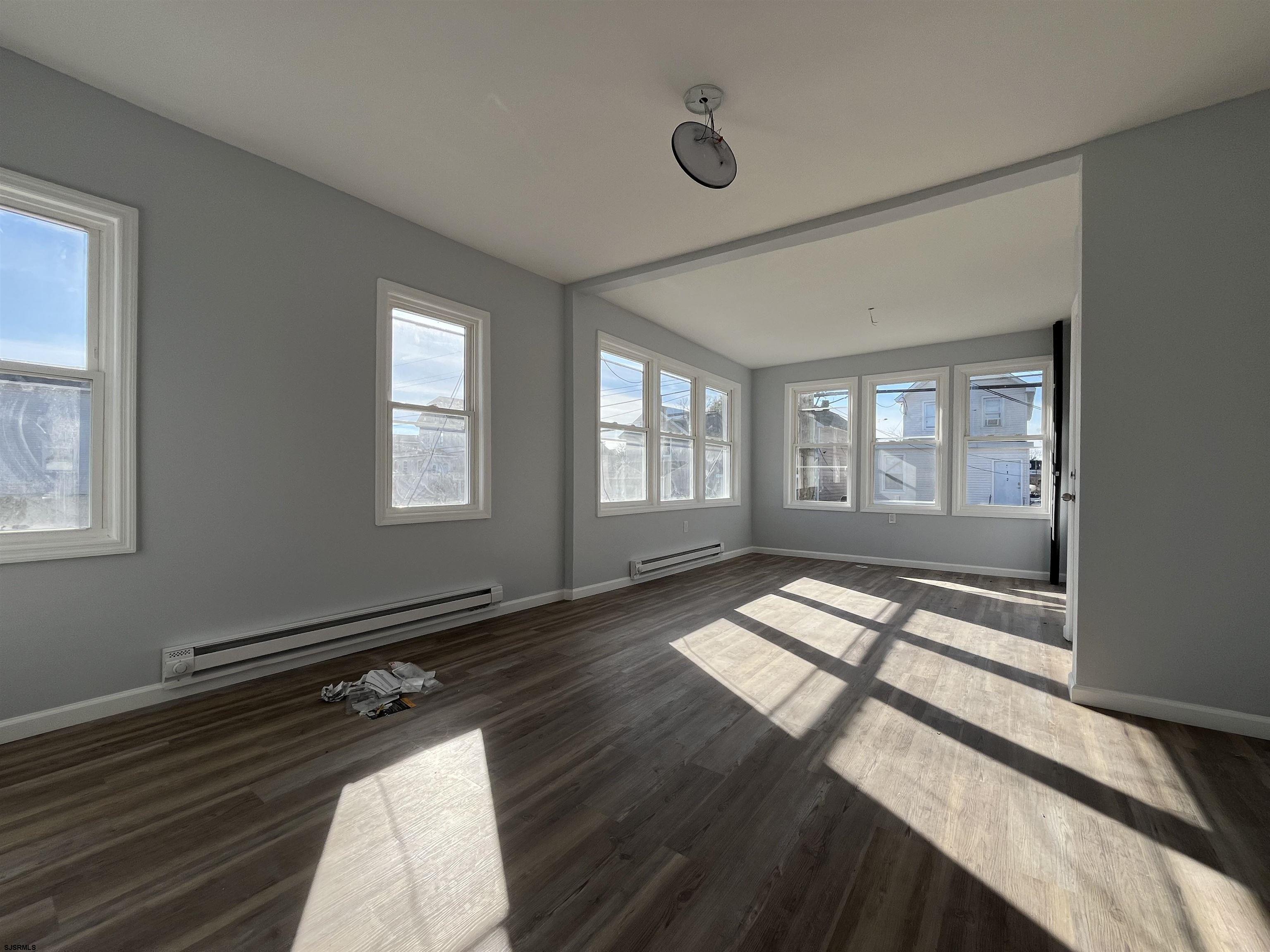 Atlantic City, New Jersey 08401, United States, 2 Bedrooms Bedrooms, ,1 BathroomBathrooms,Residential,Active,150975