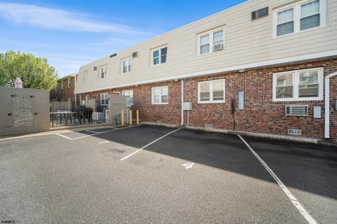 Condo For Sale - 211 N Coolidge Ave #4<br/> Margate, NJ 08402