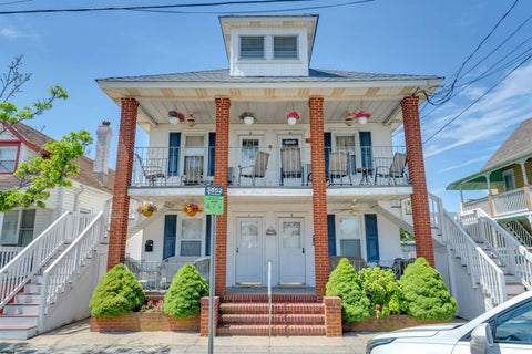 Condo For Sale - 210 E Hand Ave #3<br/> Wildwood, NJ 08260