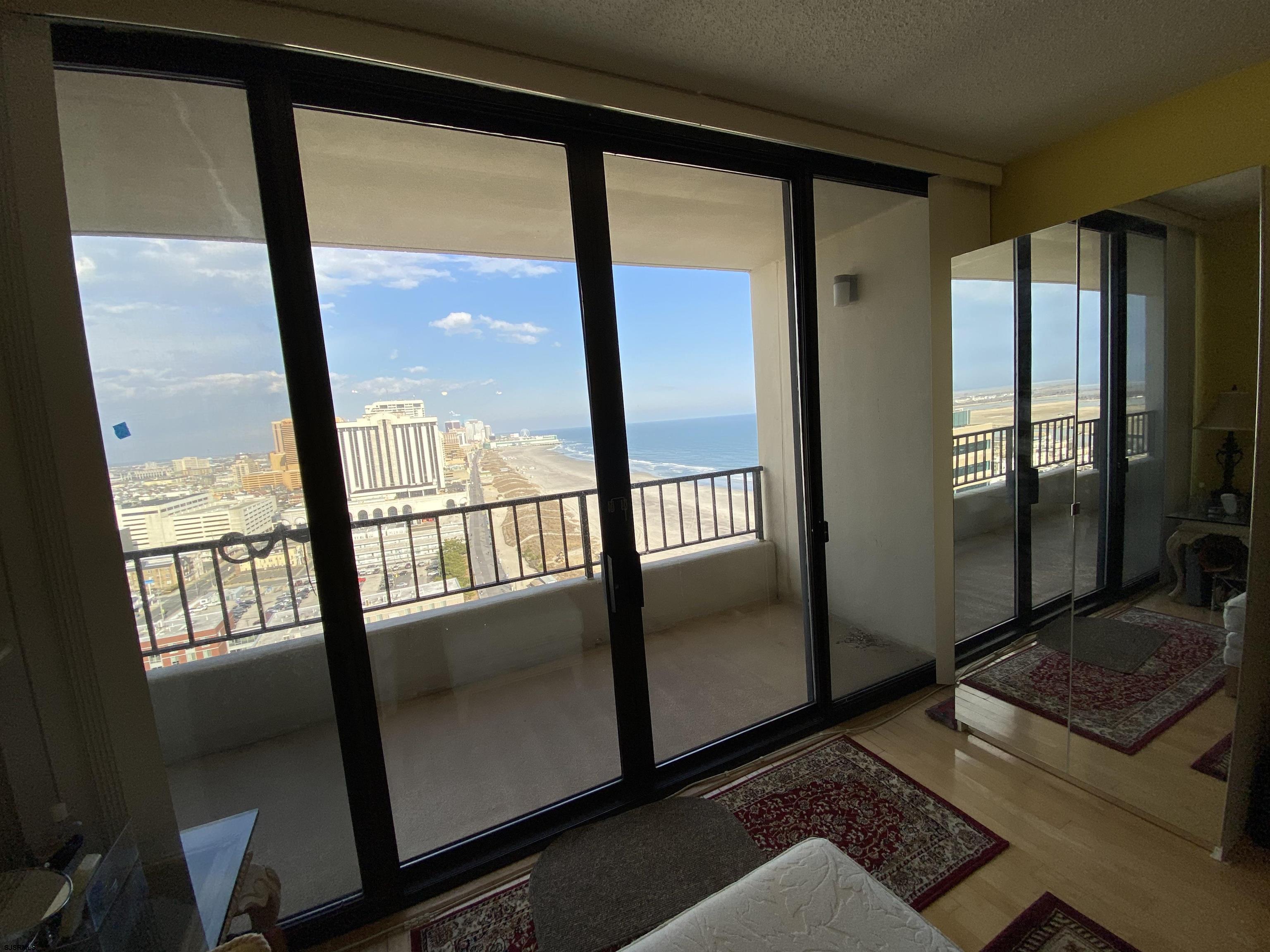Atlantic City, New Jersey 08401, United States, 1 Bedroom Bedrooms, ,2 BathroomsBathrooms,Residential,Active,254713